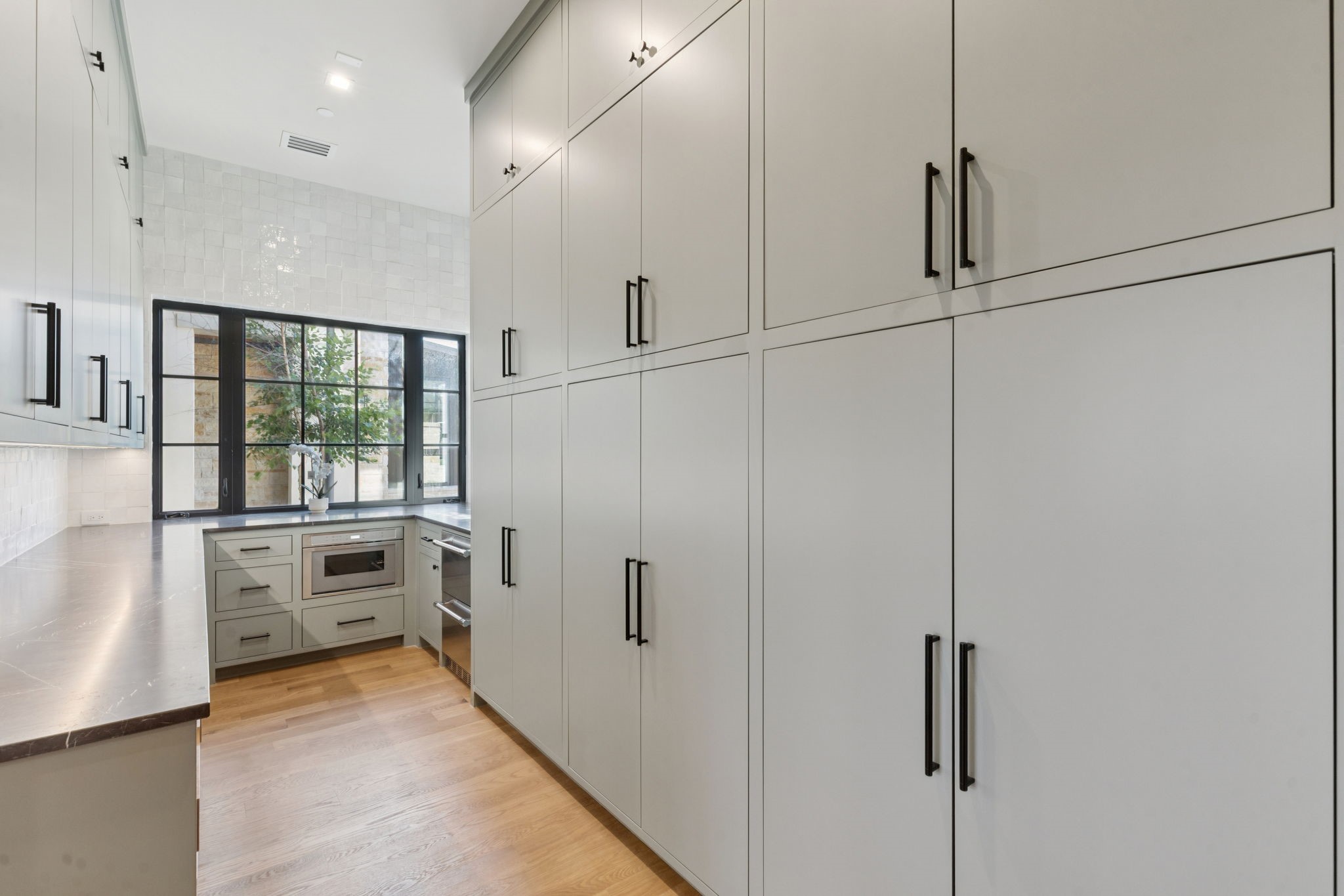 2600 Magnolia Circle