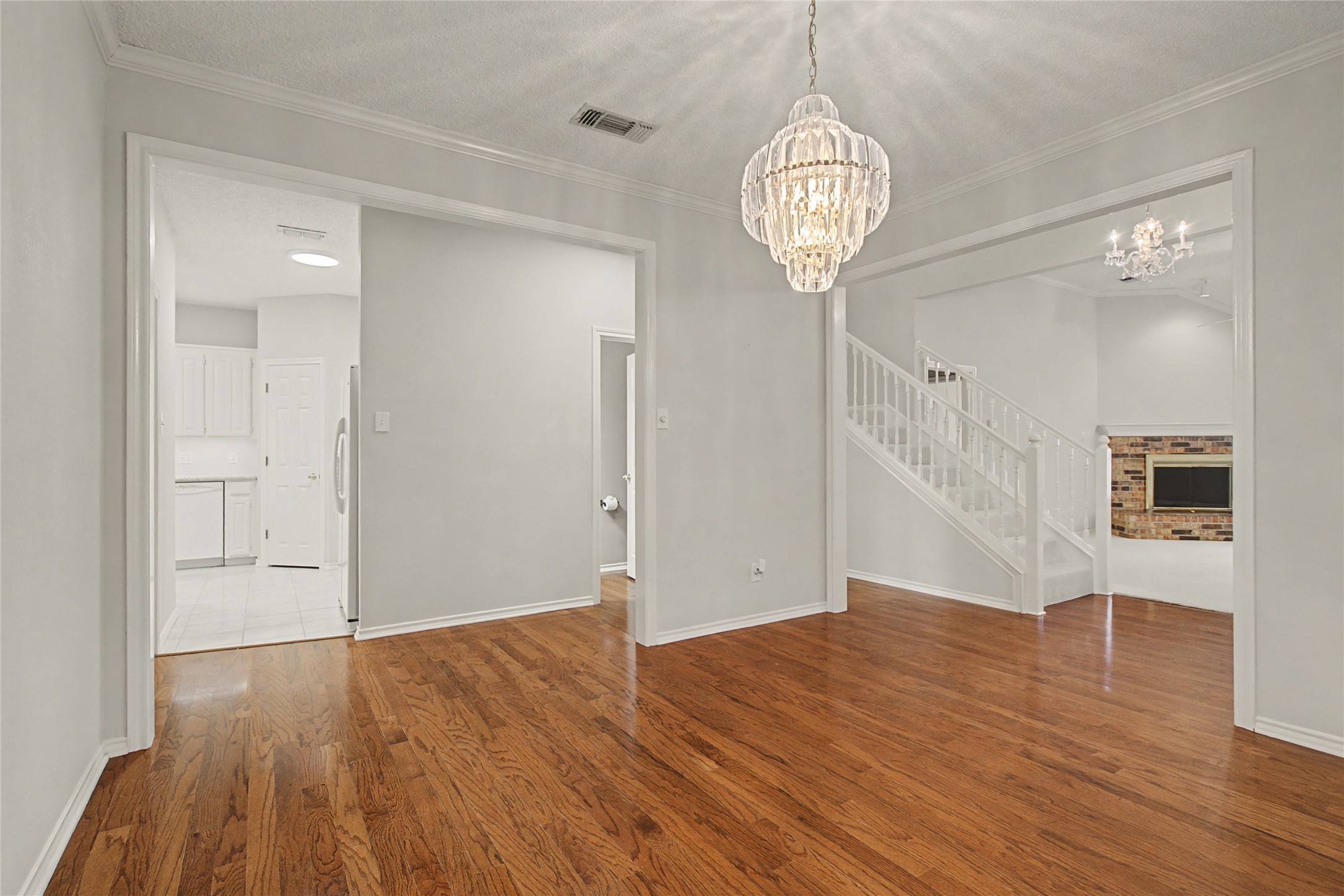 1227 Wooded Trail