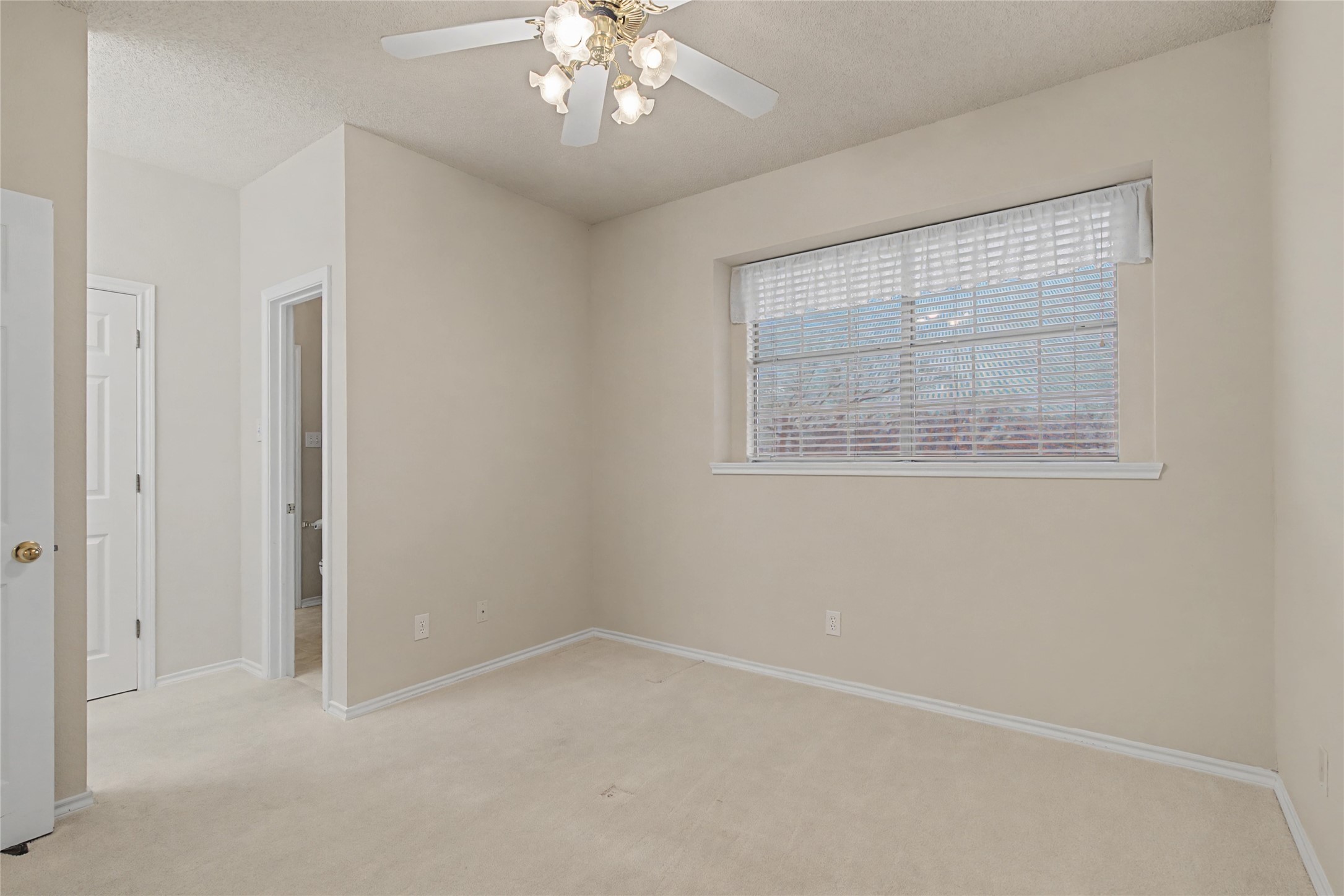 1227 Wooded Trail