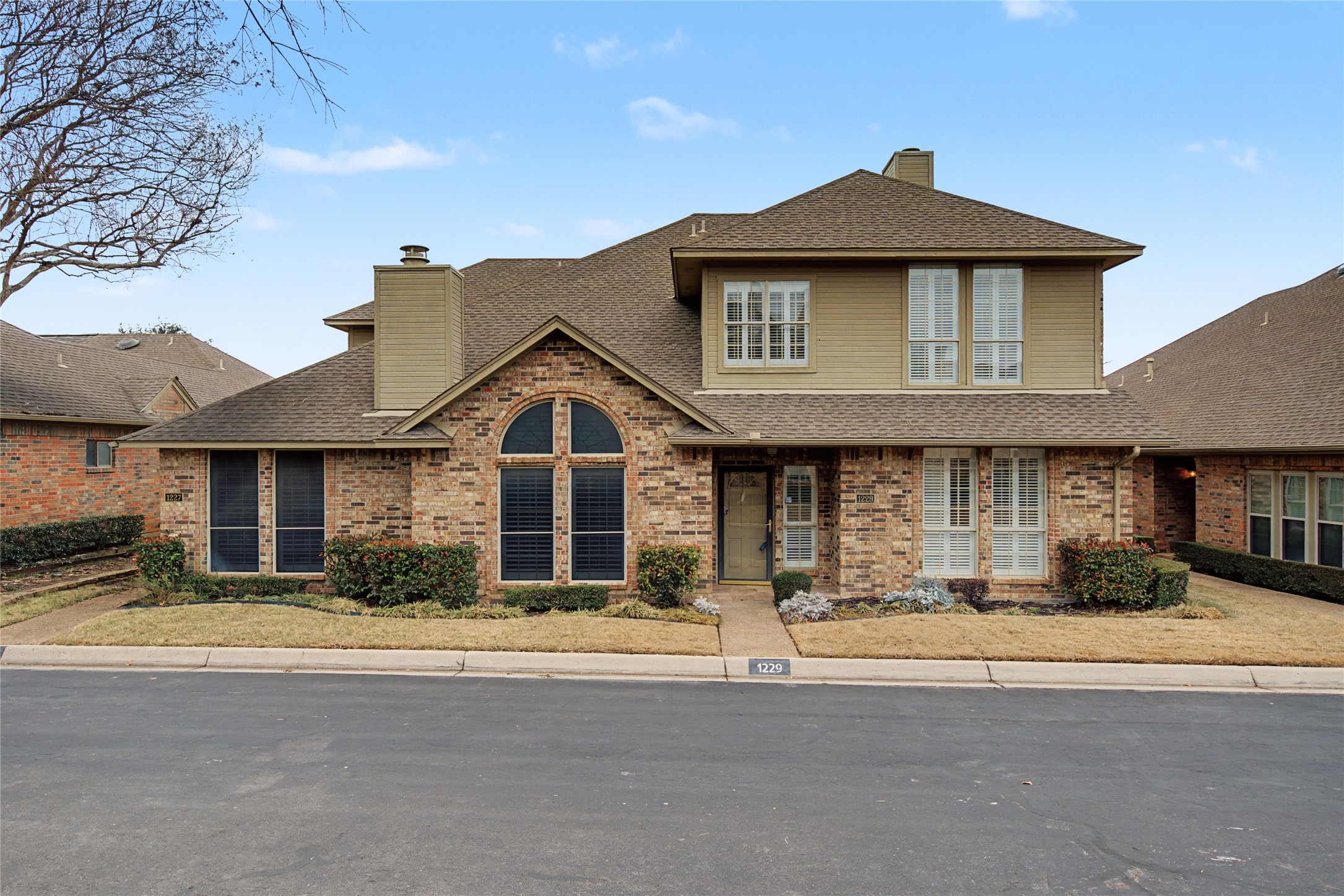 1227 Wooded Trail