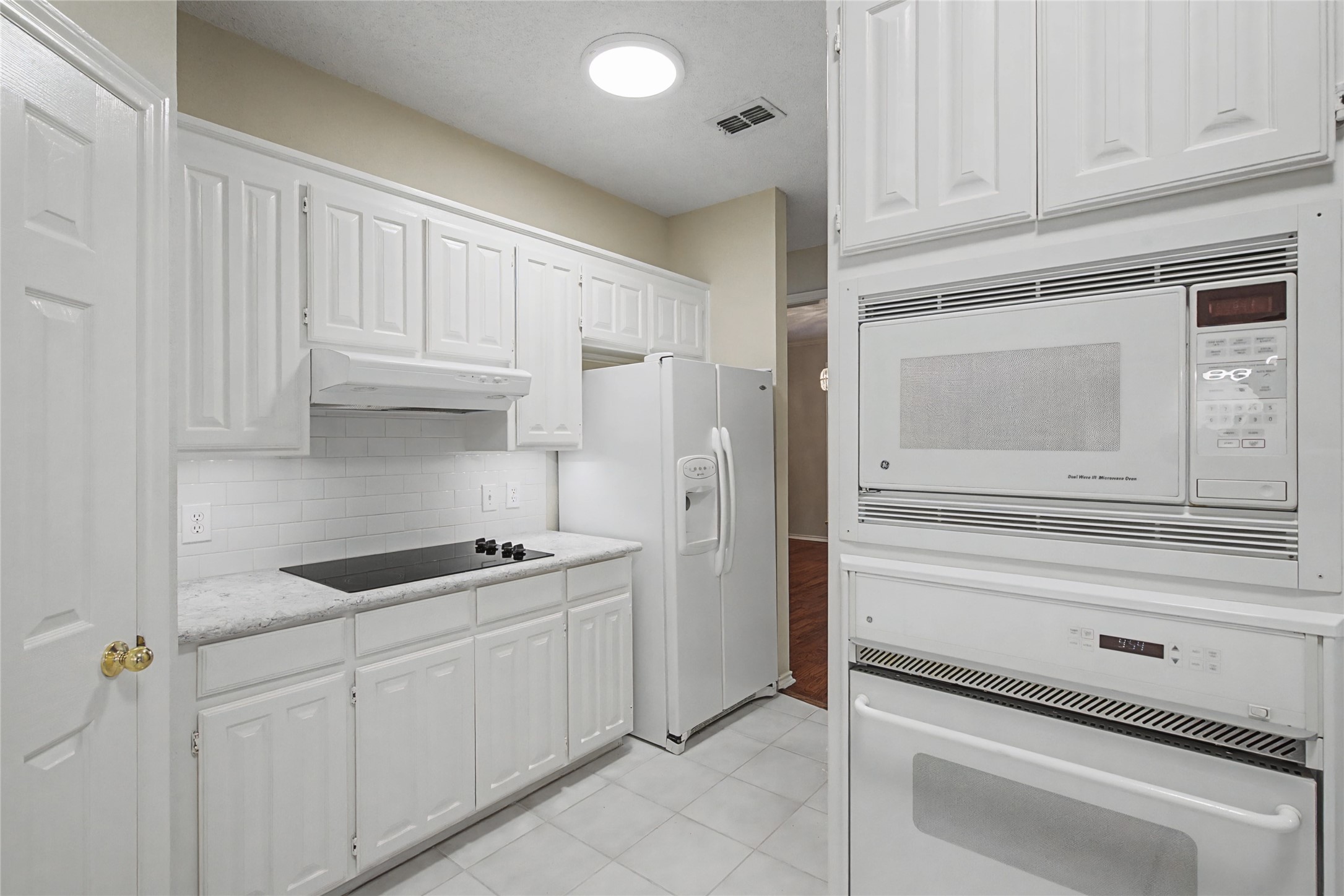 1227 Wooded Trail