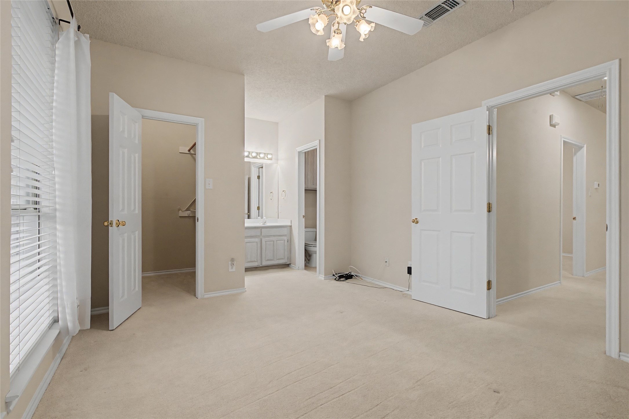 1227 Wooded Trail
