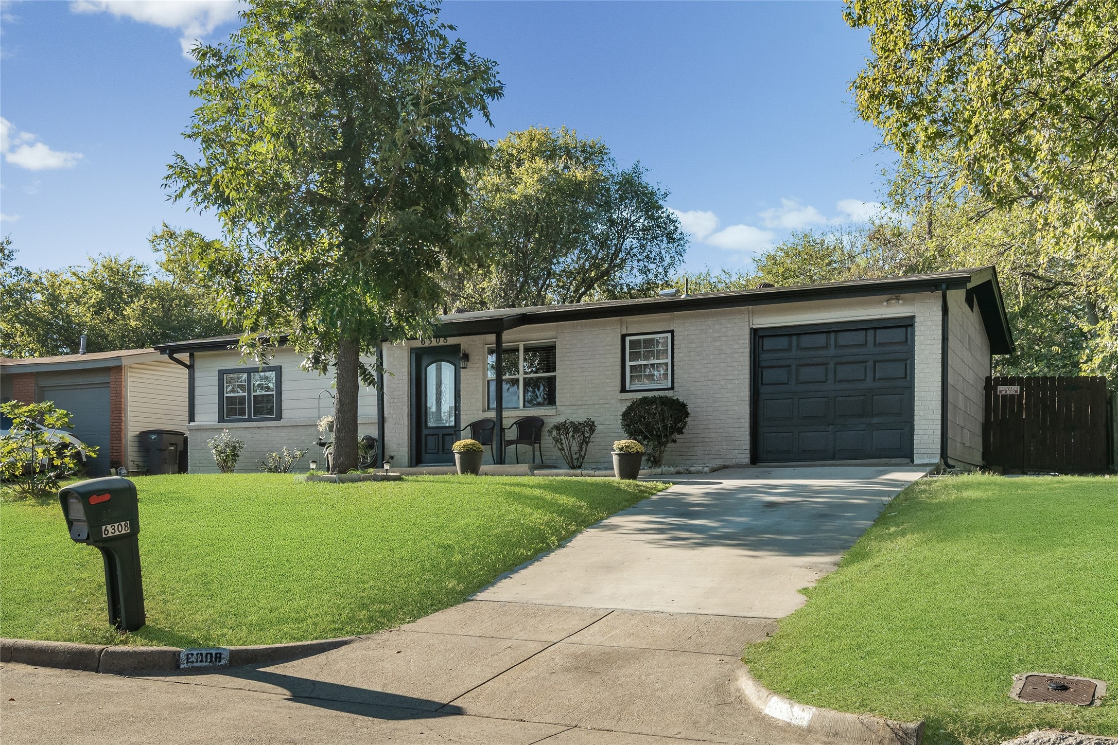 6308 Vel Drive