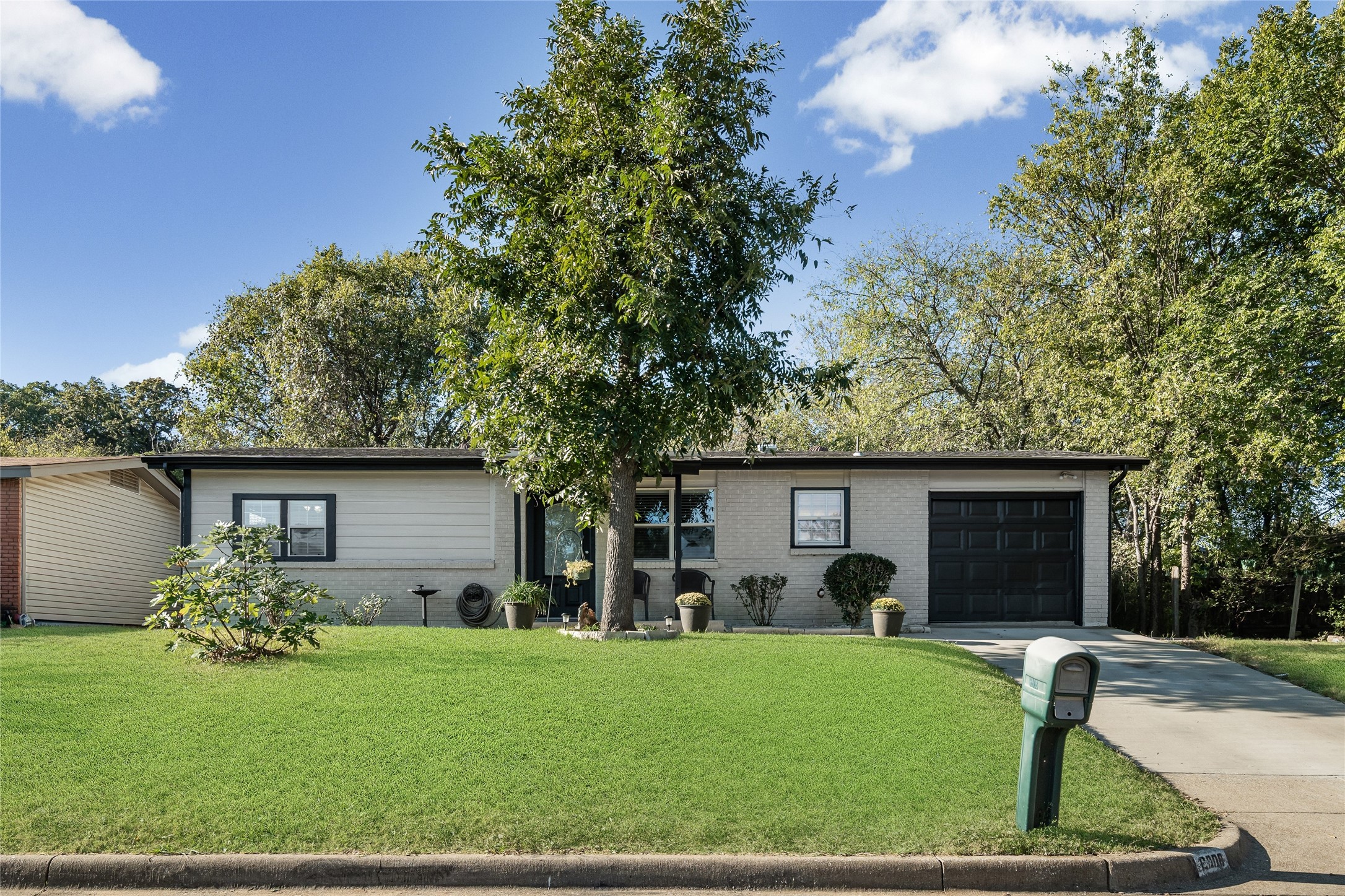 6308 Vel Drive