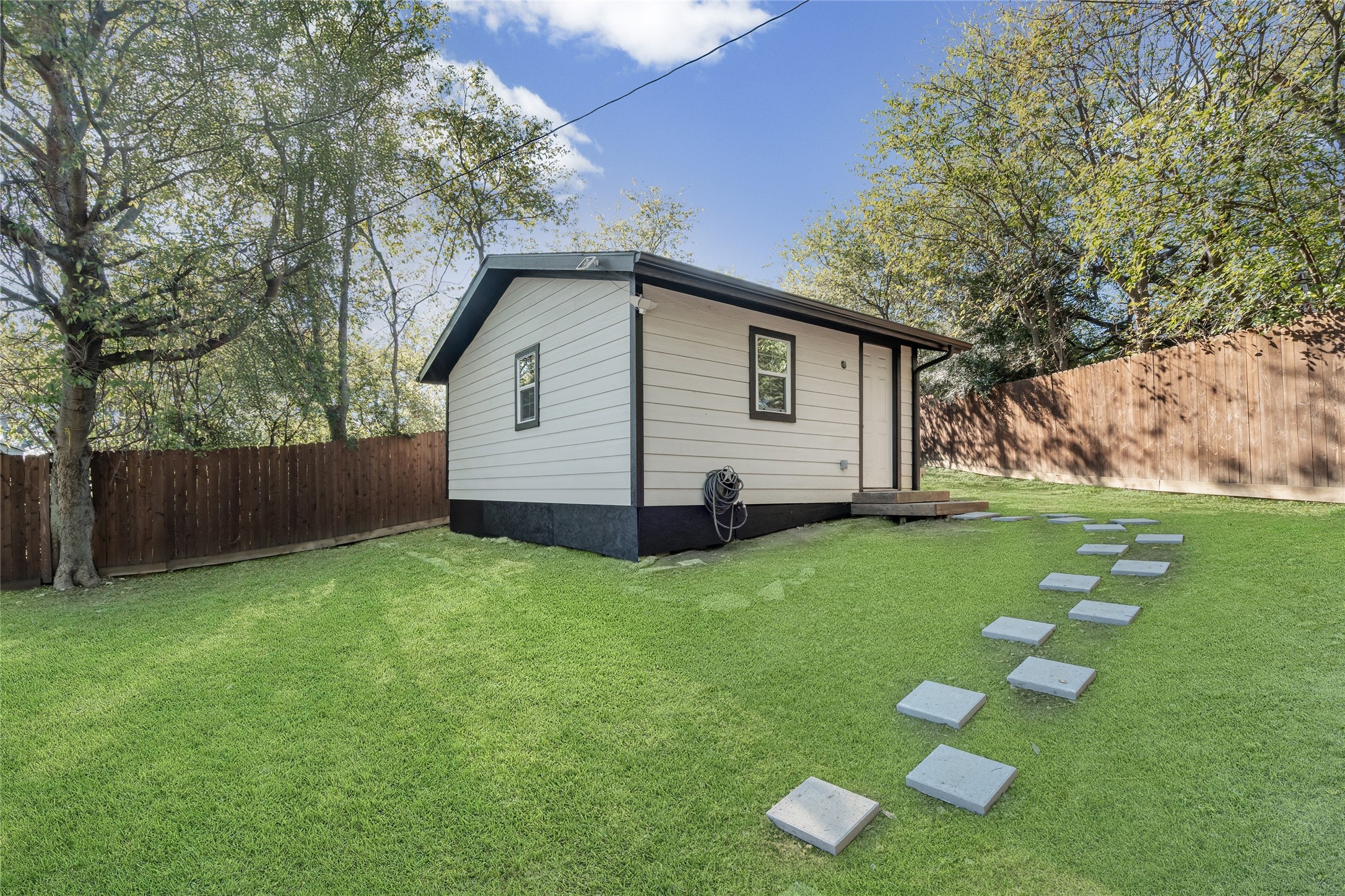 6308 Vel Drive