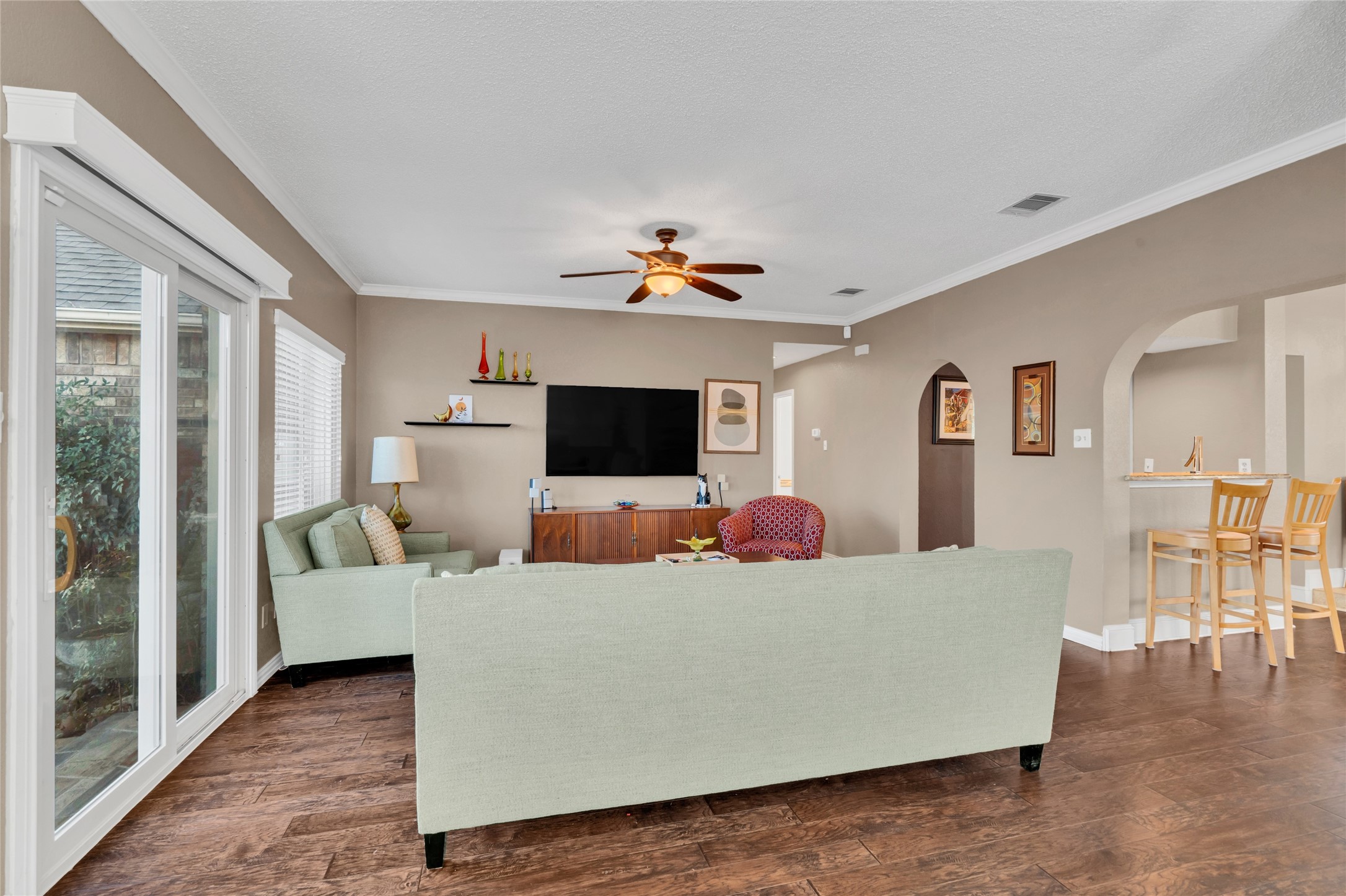 4019 Whitby Lane