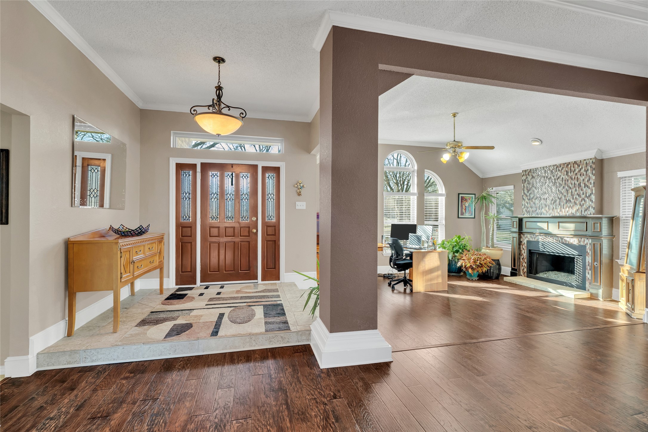 4019 Whitby Lane