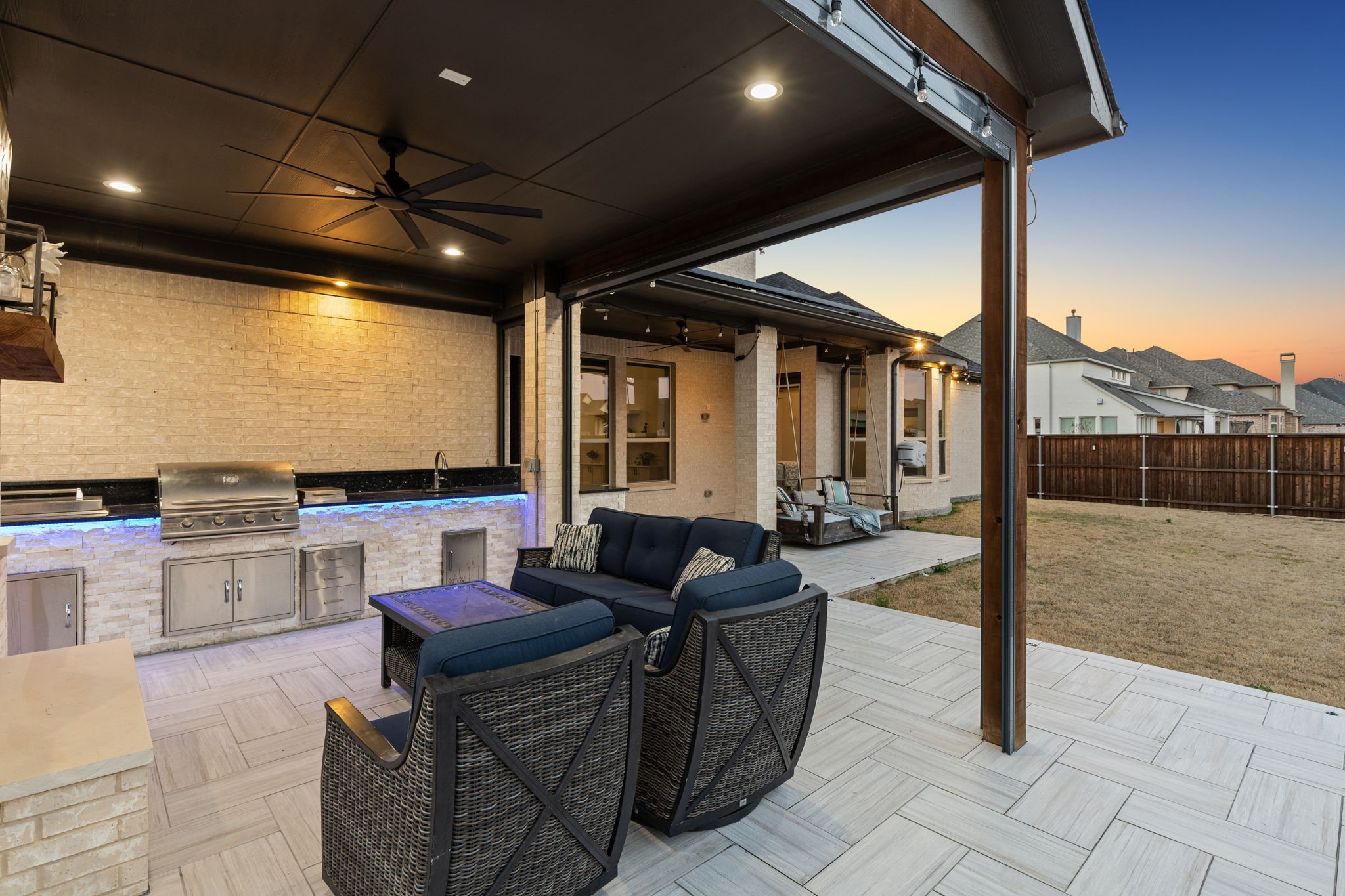 4102 Parkview Boulevard