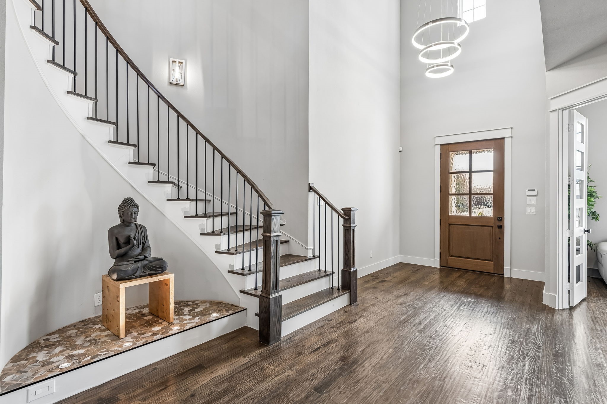 4102 Parkview Boulevard