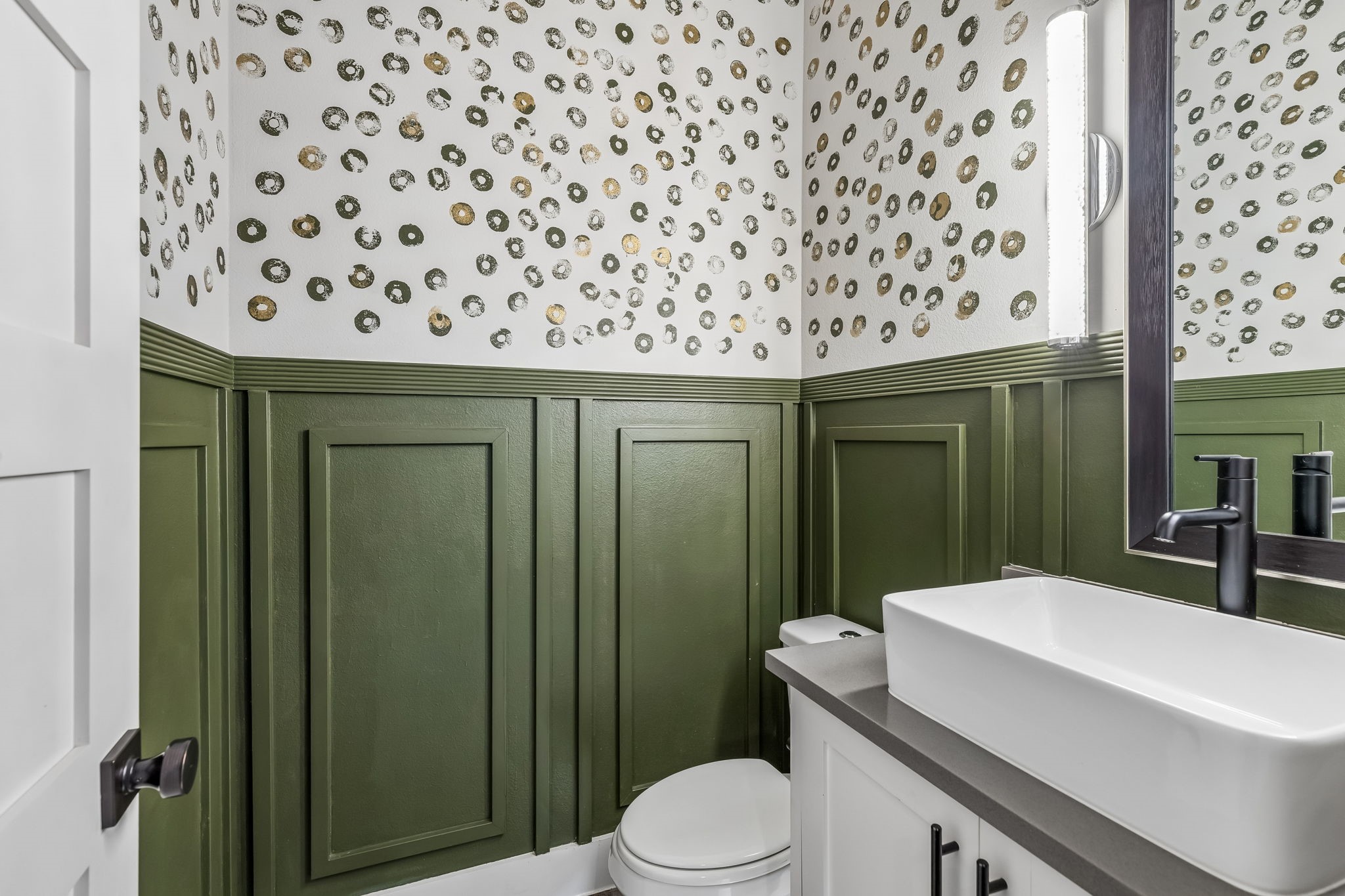 4102 Parkview Boulevard