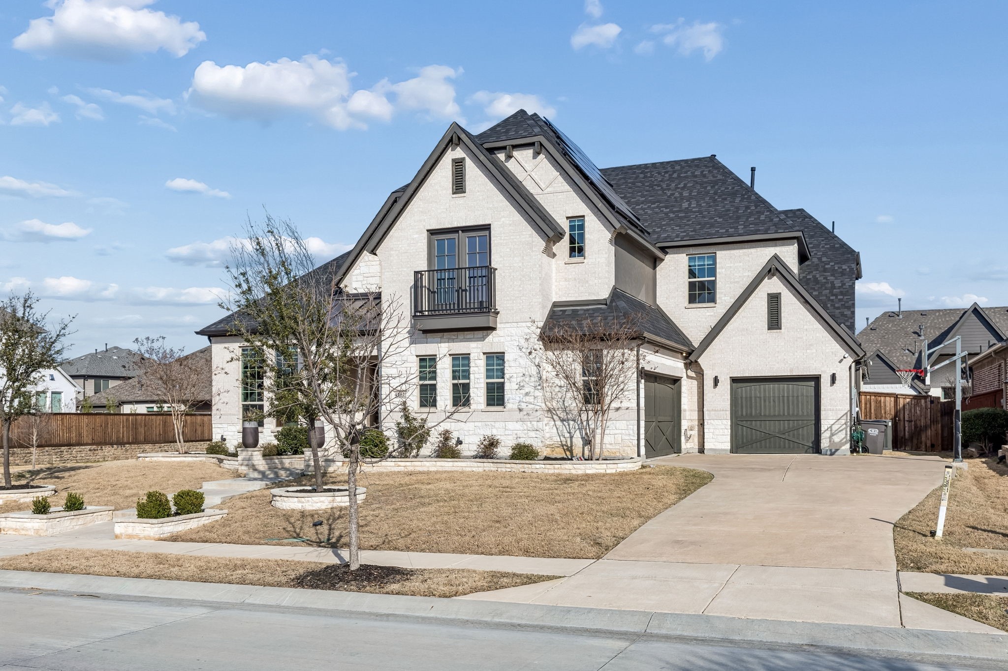 4102 Parkview Boulevard