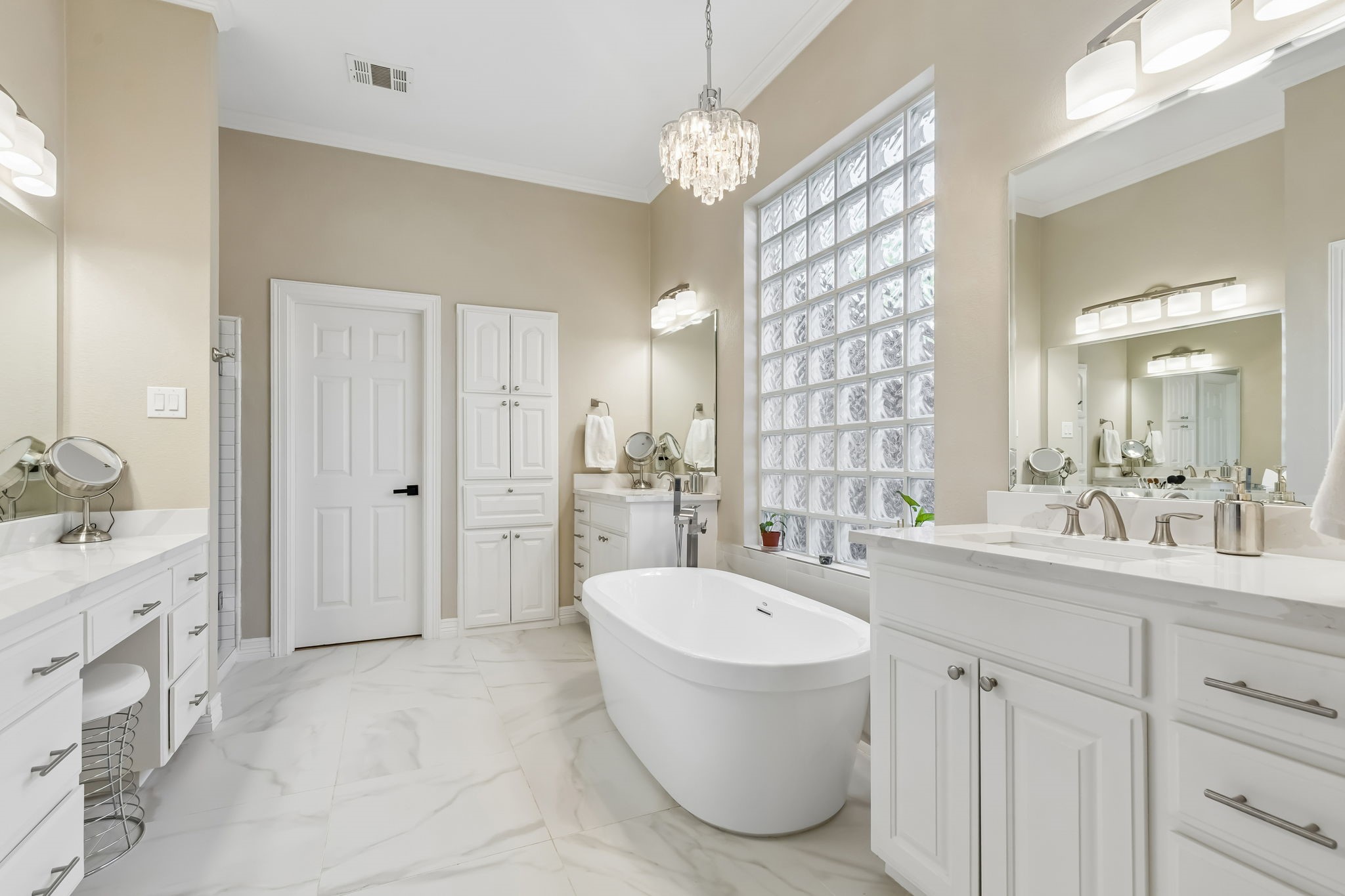 1307 Hat Creek Trail