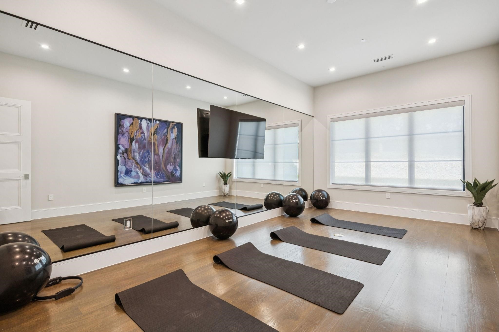 1609 Meandering Way Drive