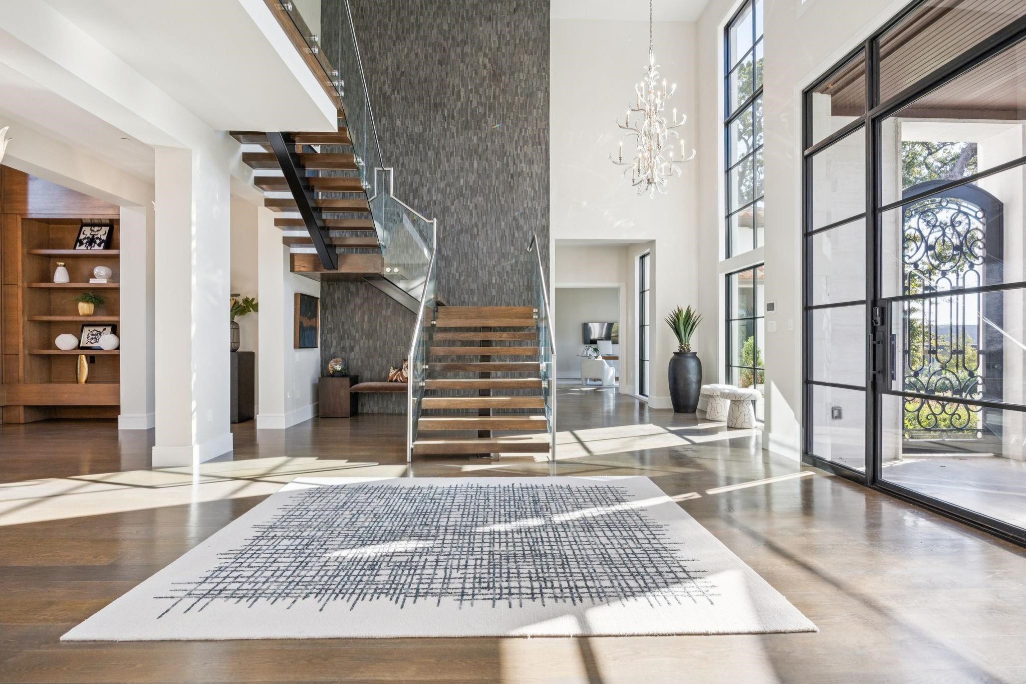 1609 Meandering Way Drive