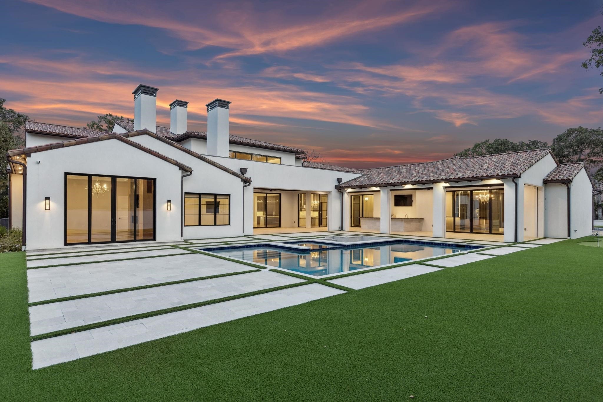 1609 Meandering Way Drive