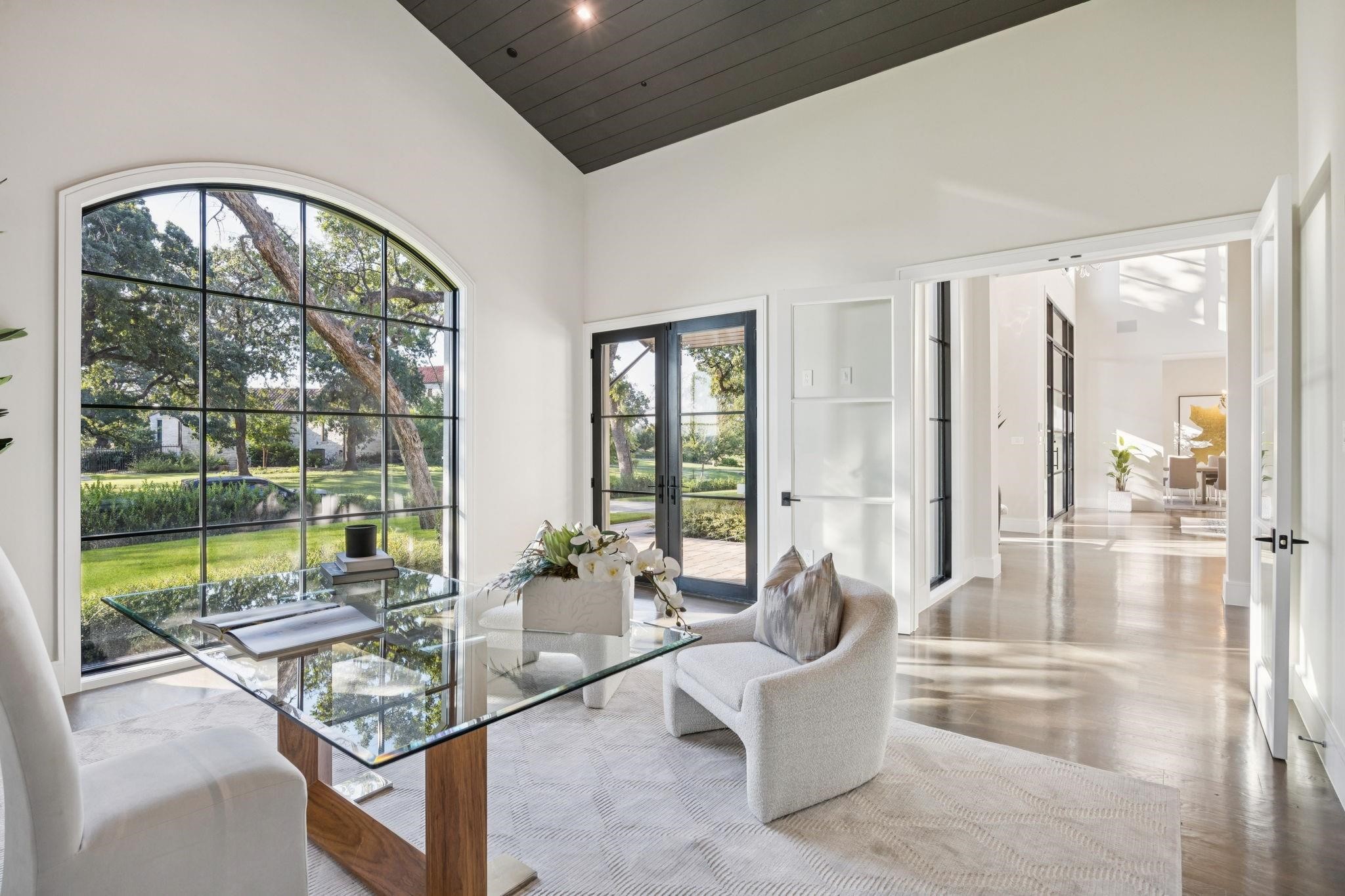 1609 Meandering Way Drive