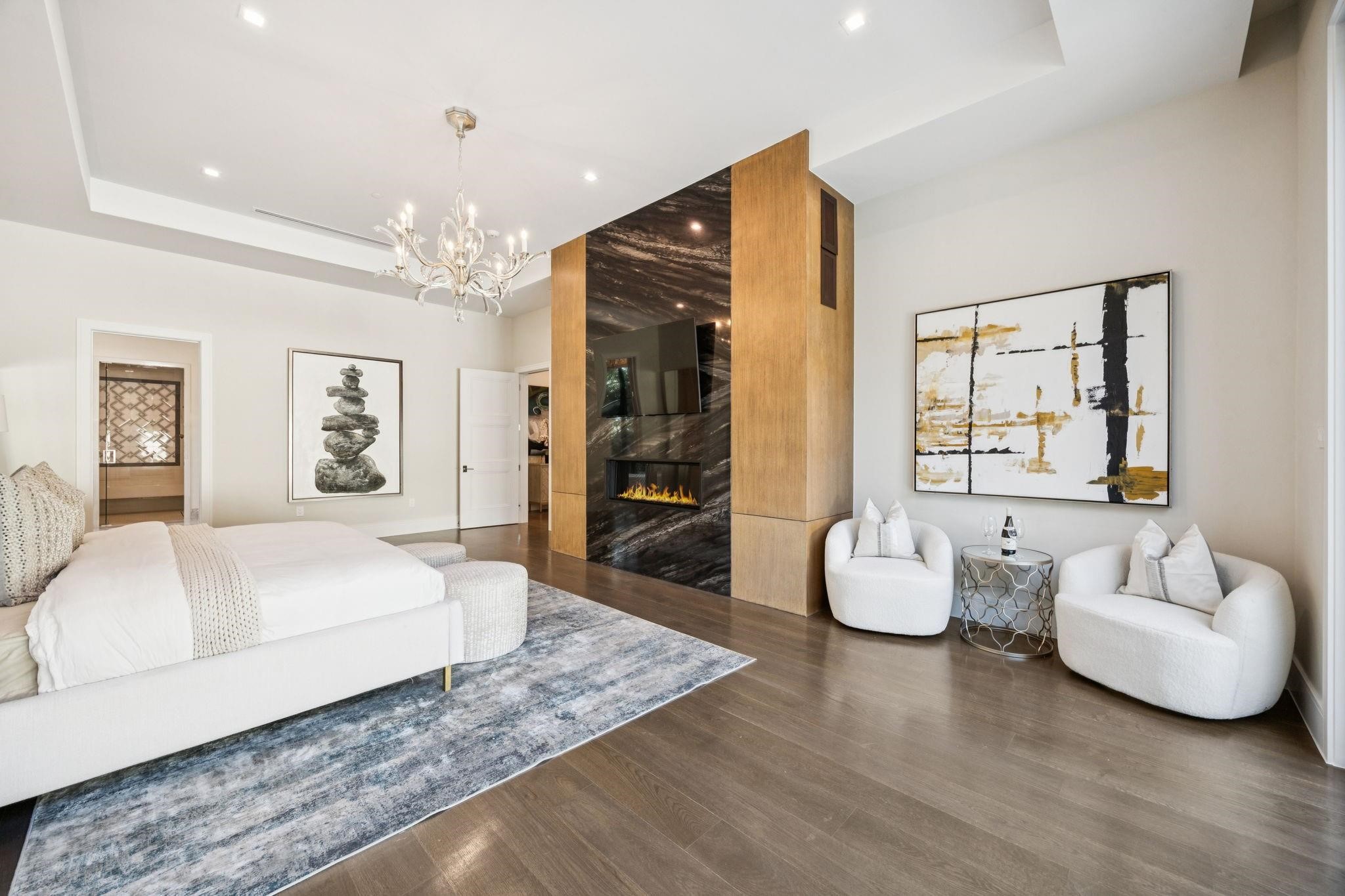 1609 Meandering Way Drive