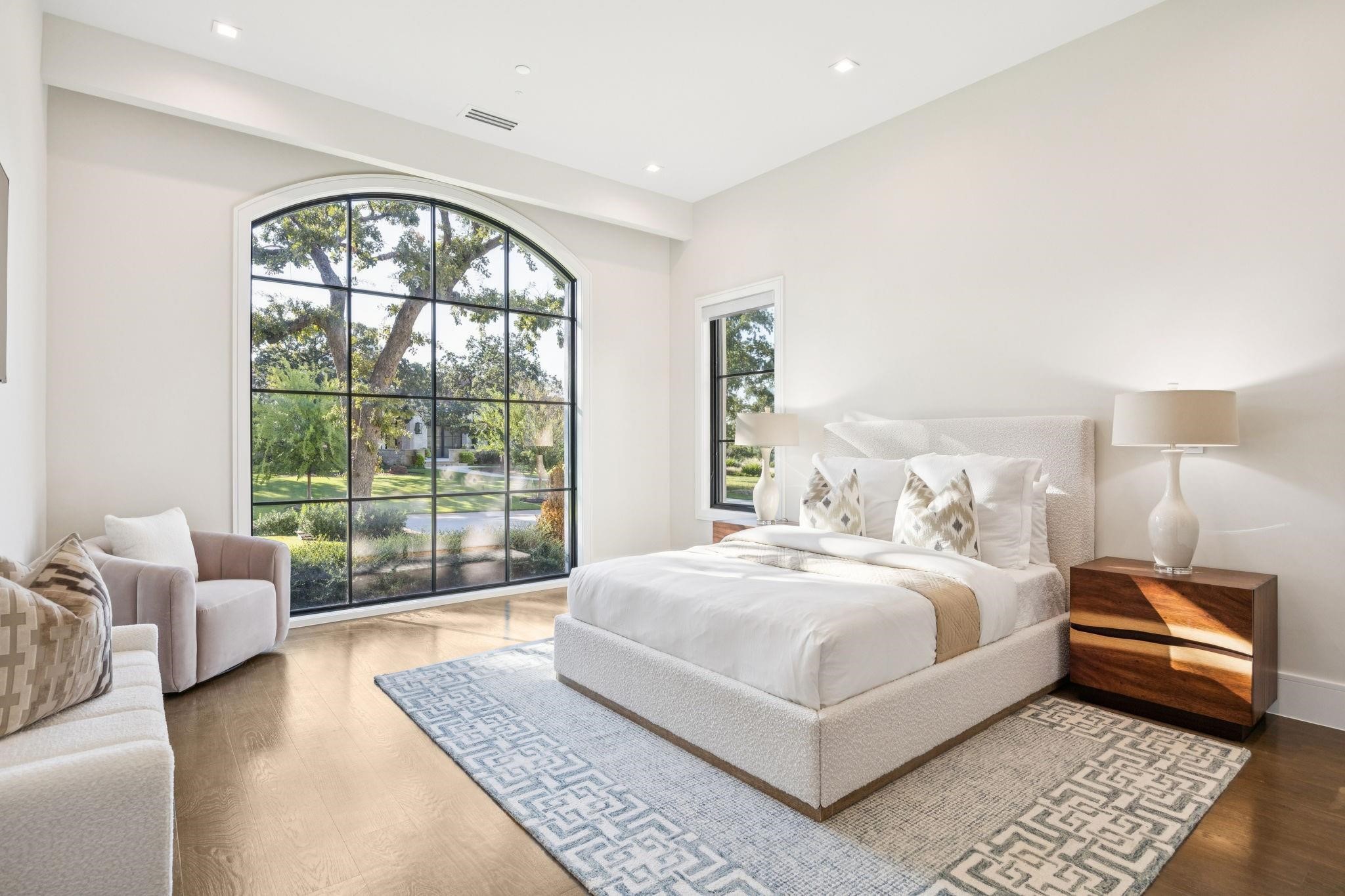 1609 Meandering Way Drive