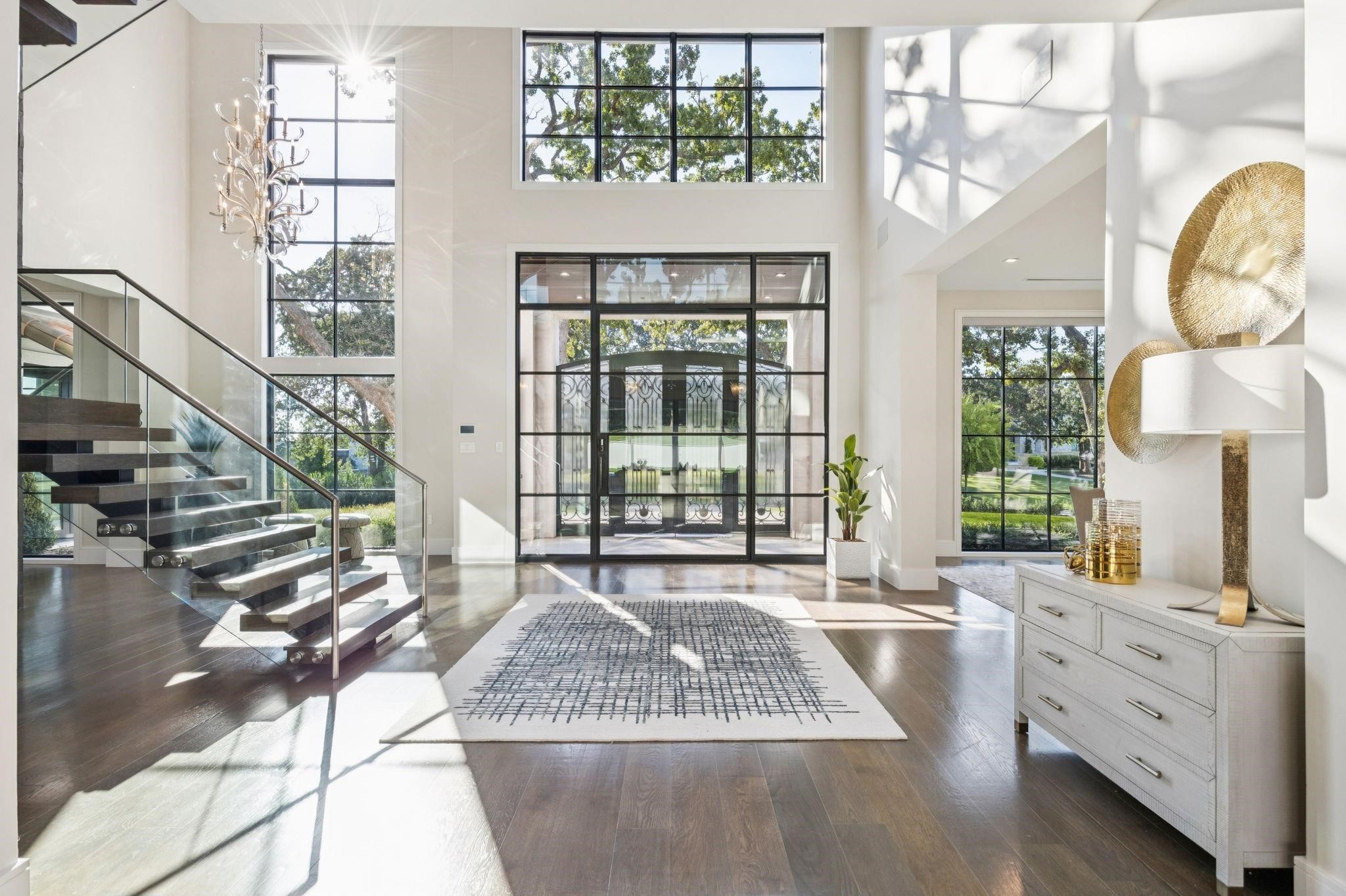 1609 Meandering Way Drive