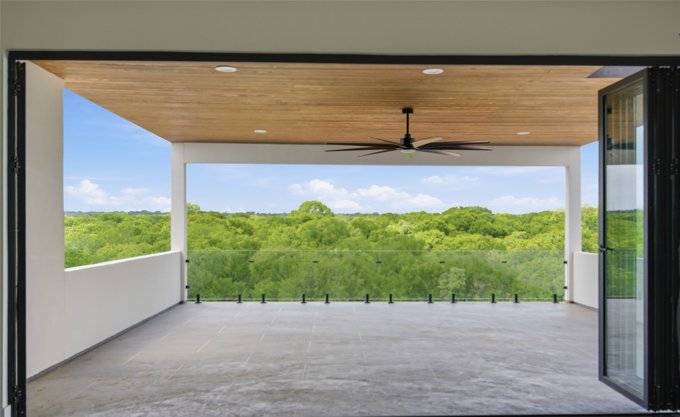 2800 N Kimball Avenue