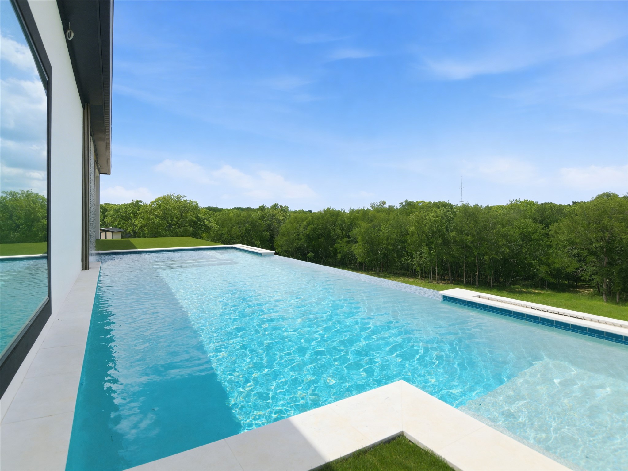 2800 N Kimball Avenue