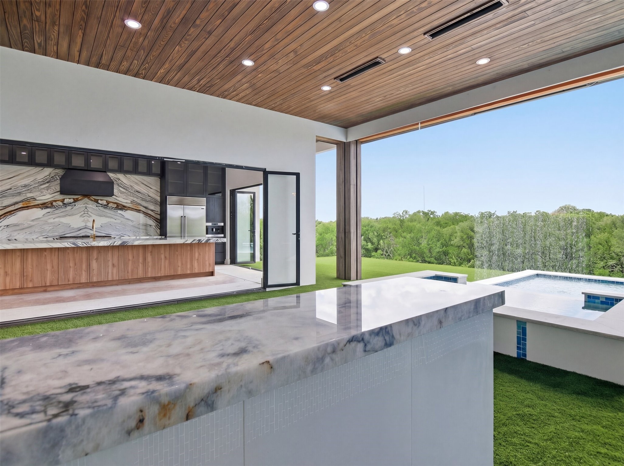 2800 N Kimball Avenue