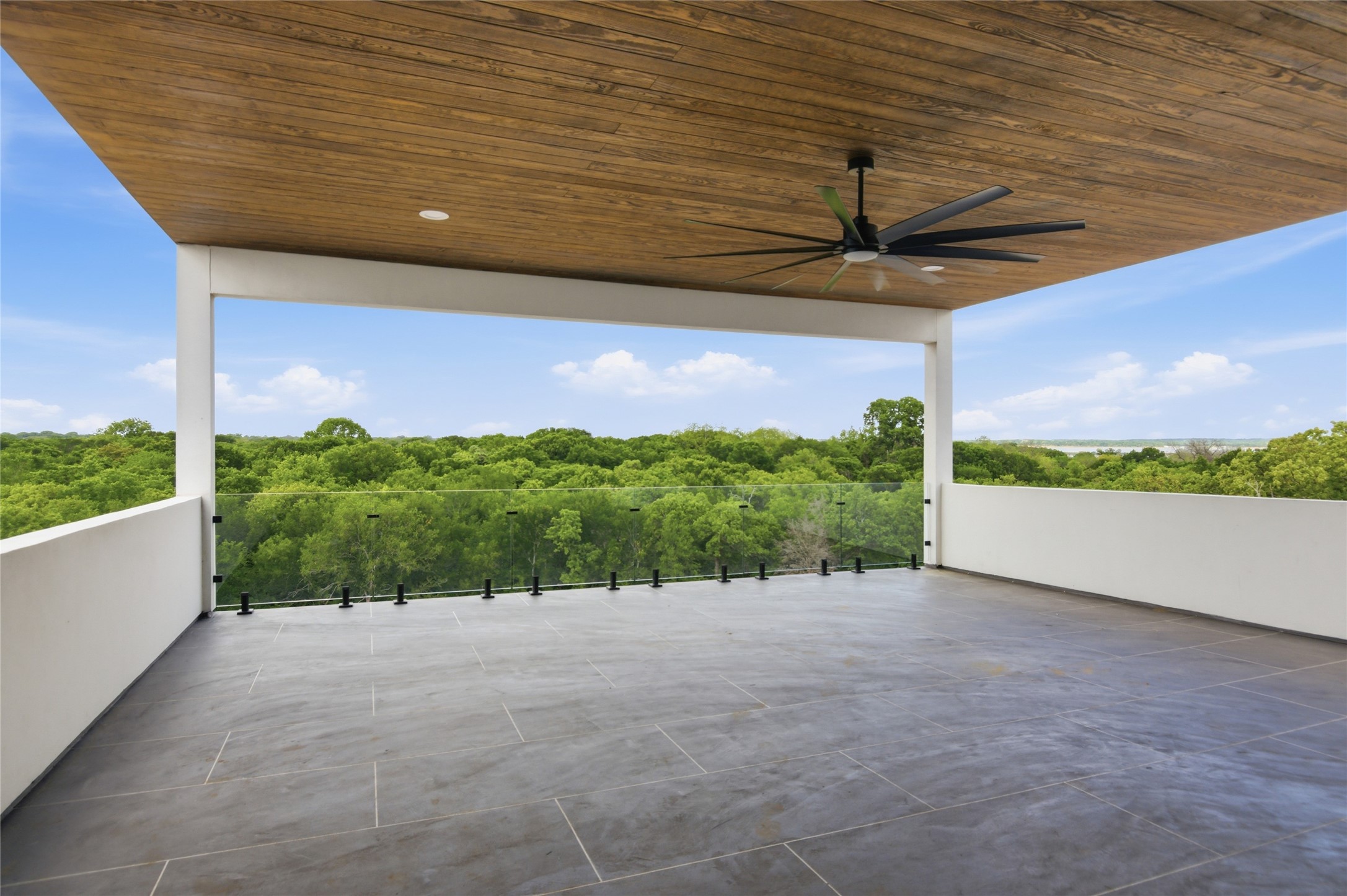 2800 N Kimball Avenue