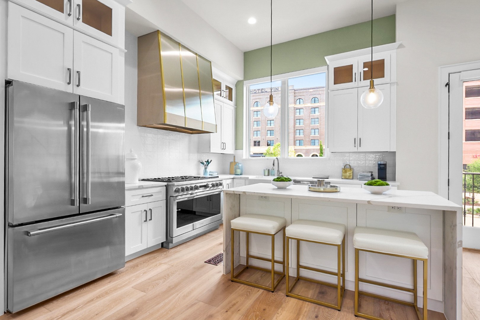 218 E Dallas Road 104