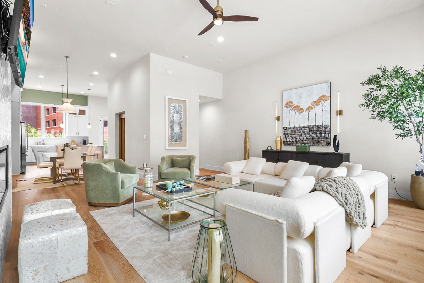 218 E Dallas Road 104