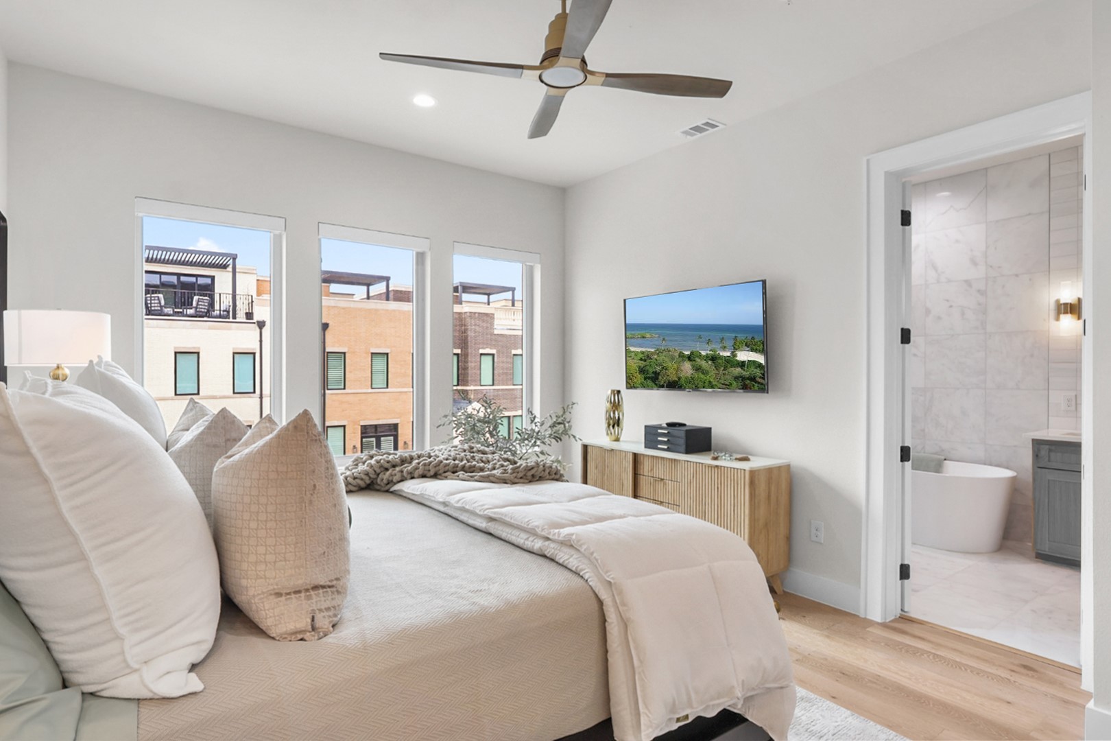 218 E Dallas Road 104