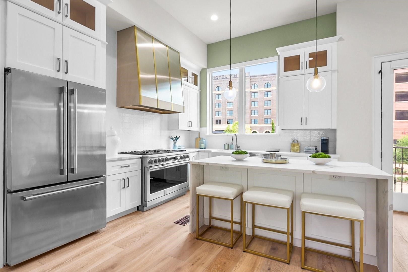 218 E Dallas Road 104