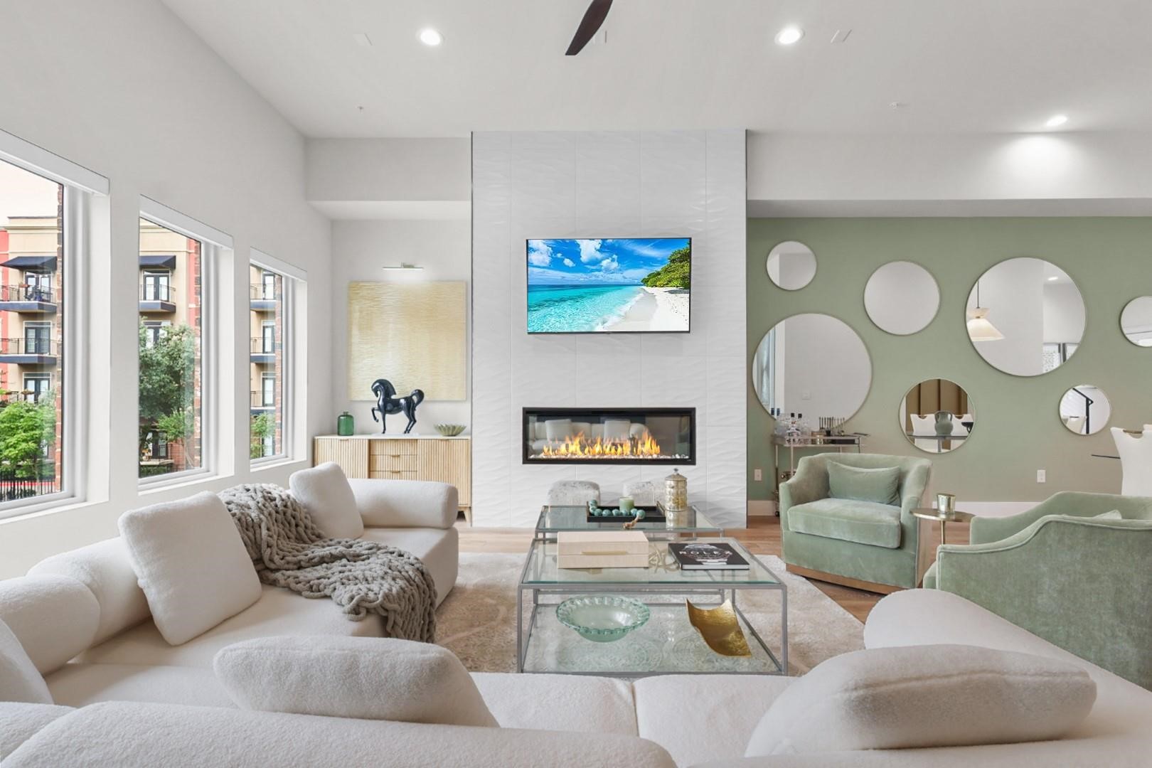 218 E Dallas Road 104