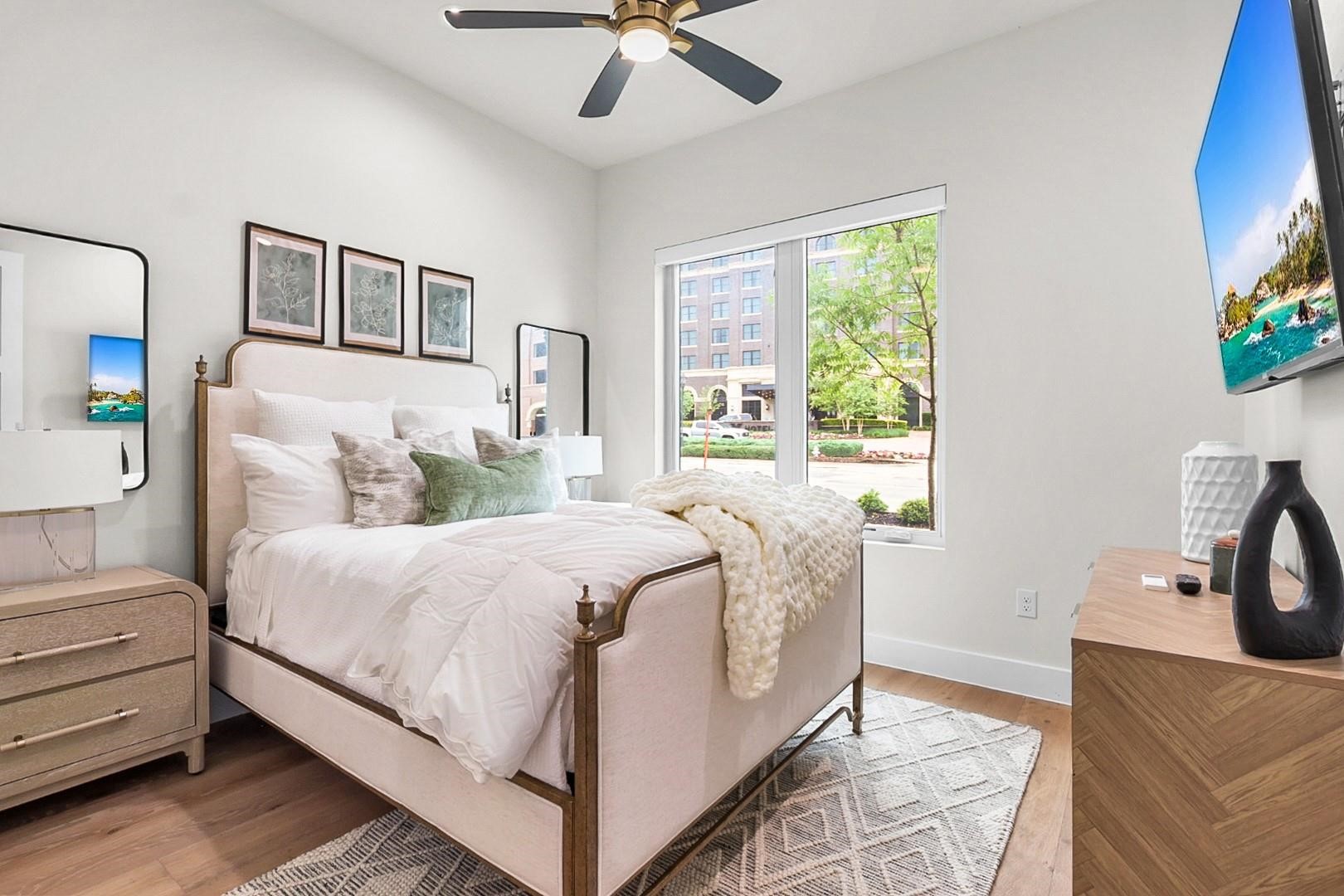 218 E Dallas Road 104