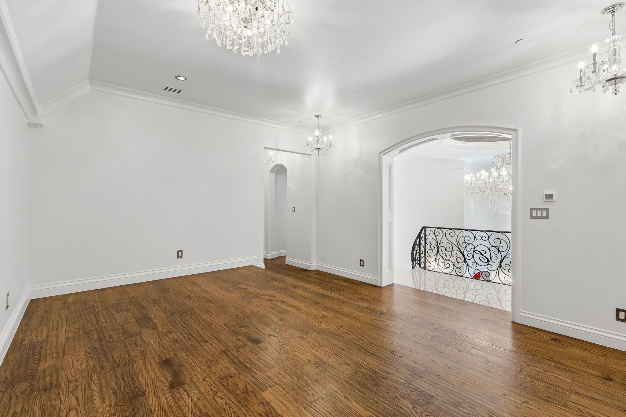 15 Wyck Hill Lane