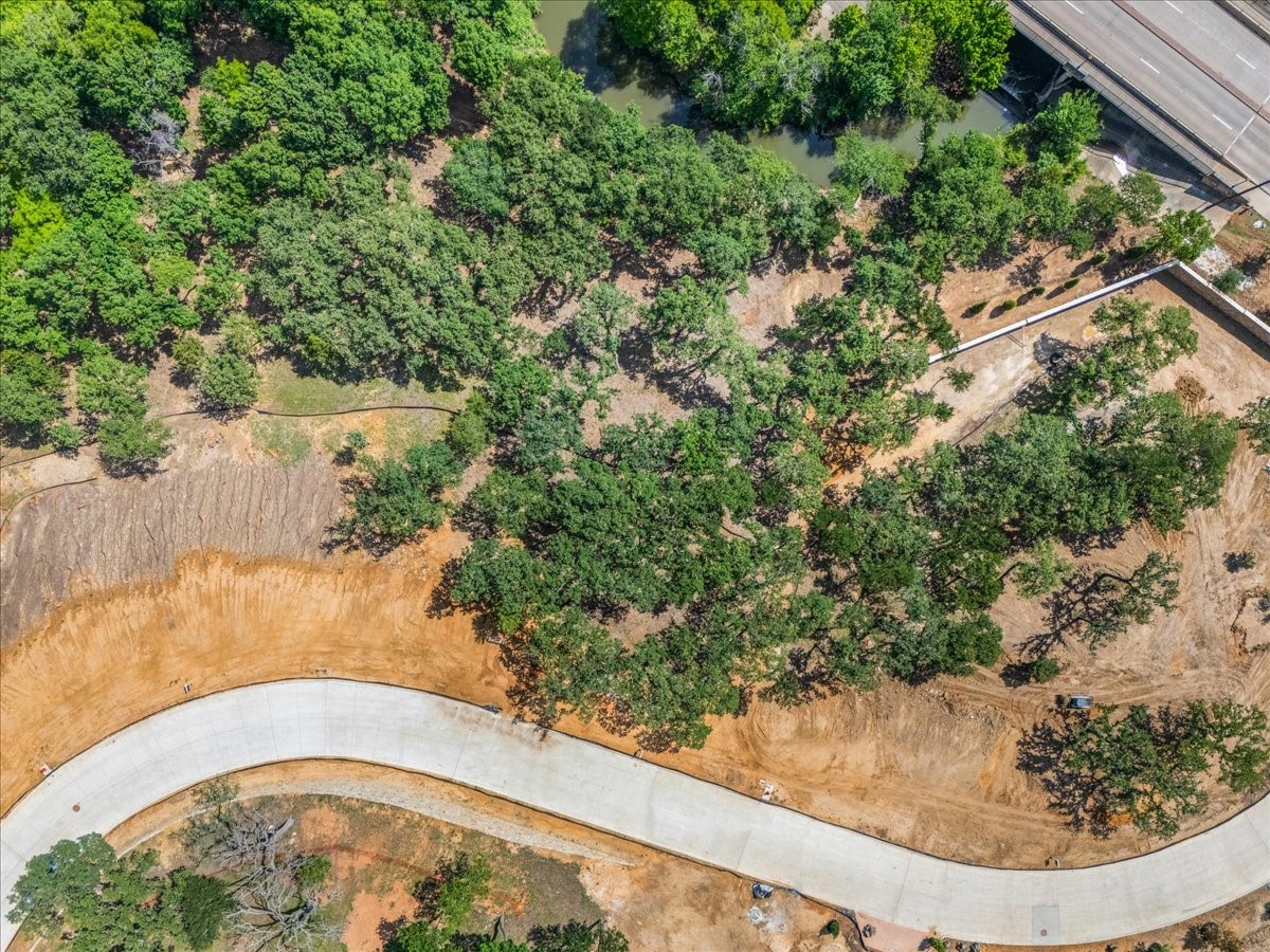 Lot 2, The Bluffs