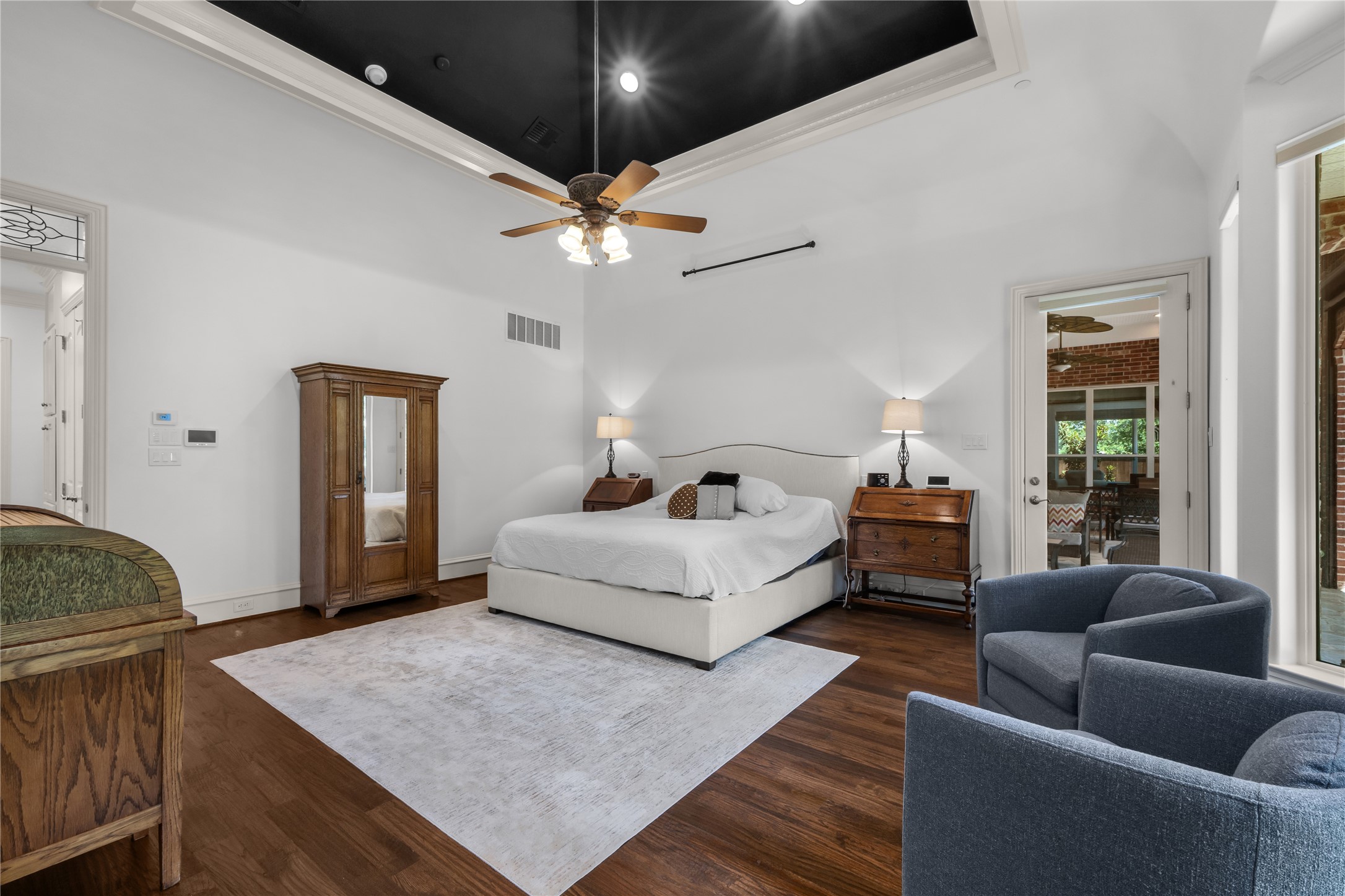 7205 Vanguard Court