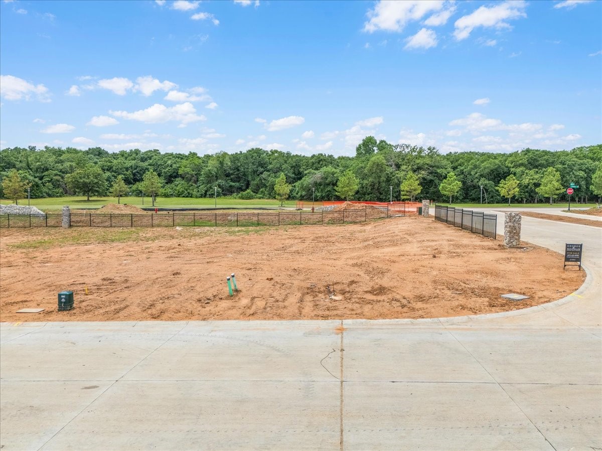 1613 Molly Drive