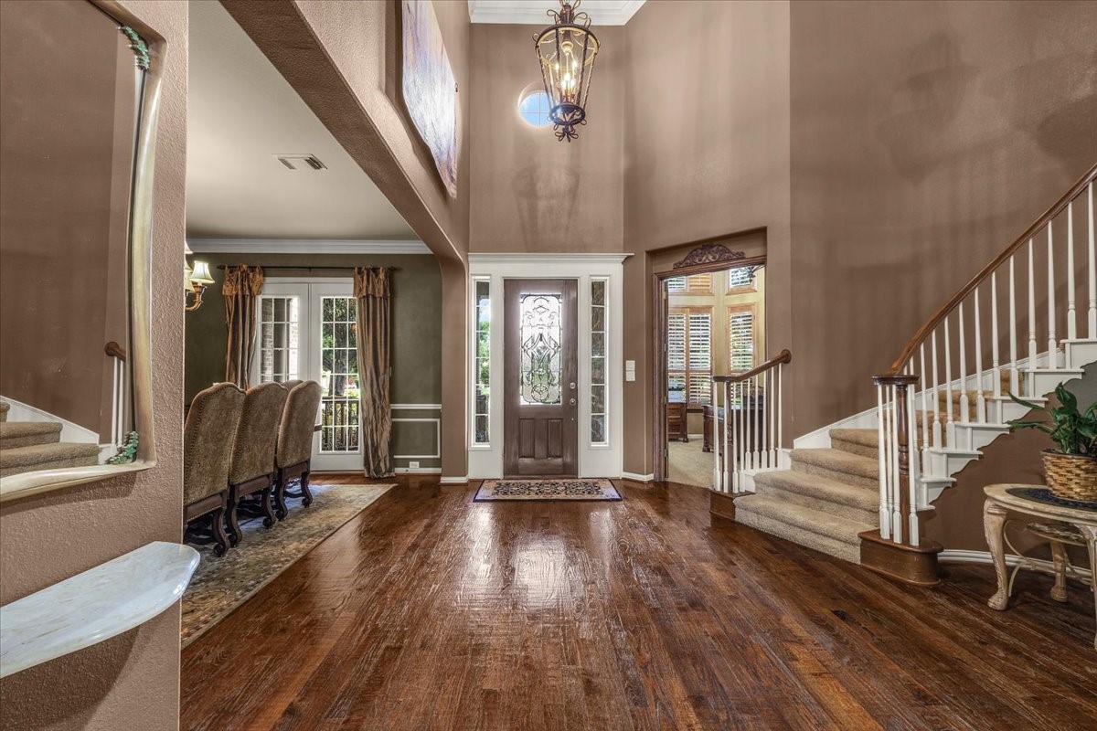 704 Landsbury Court