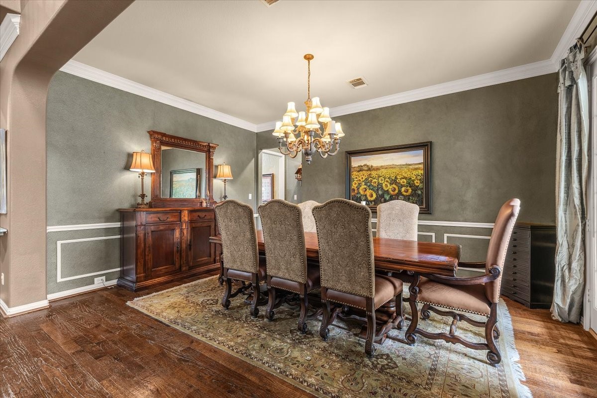 704 Landsbury Court