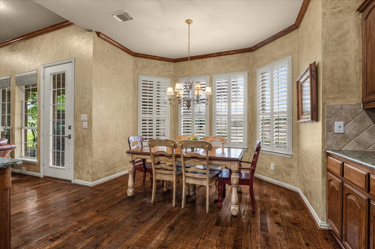 704 Landsbury Court