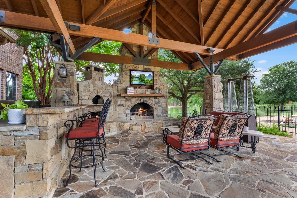 704 Landsbury Court