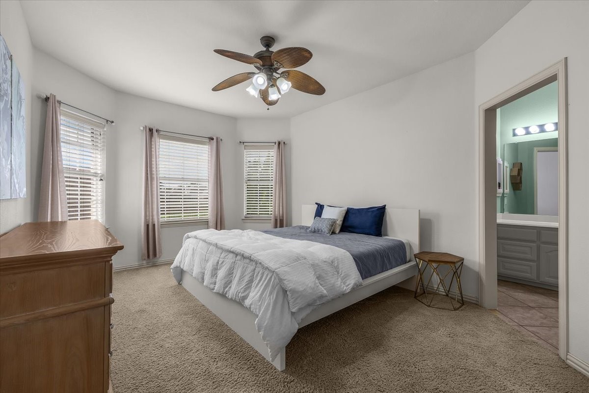 704 Landsbury Court
