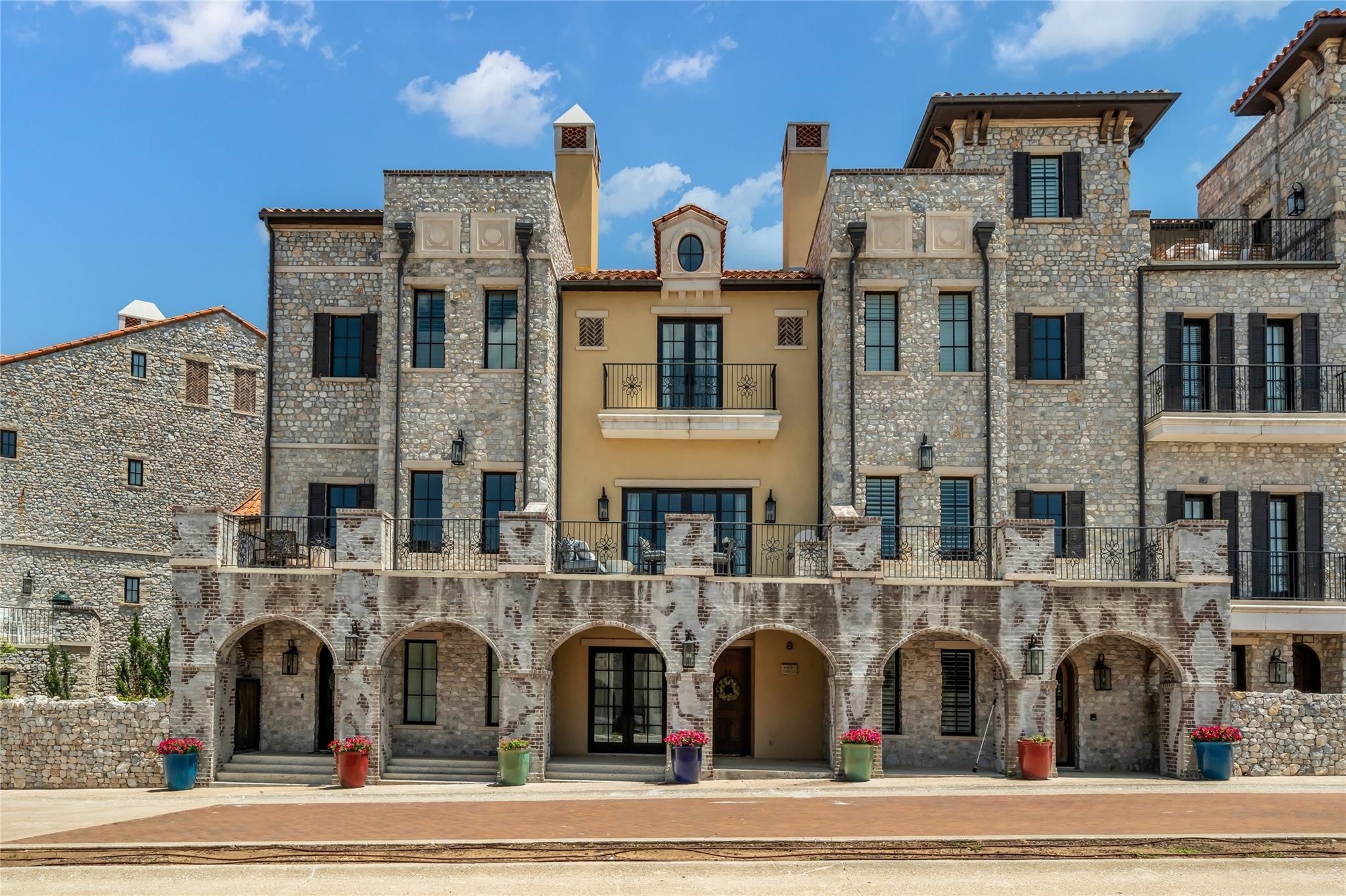 69 Cortes Drive