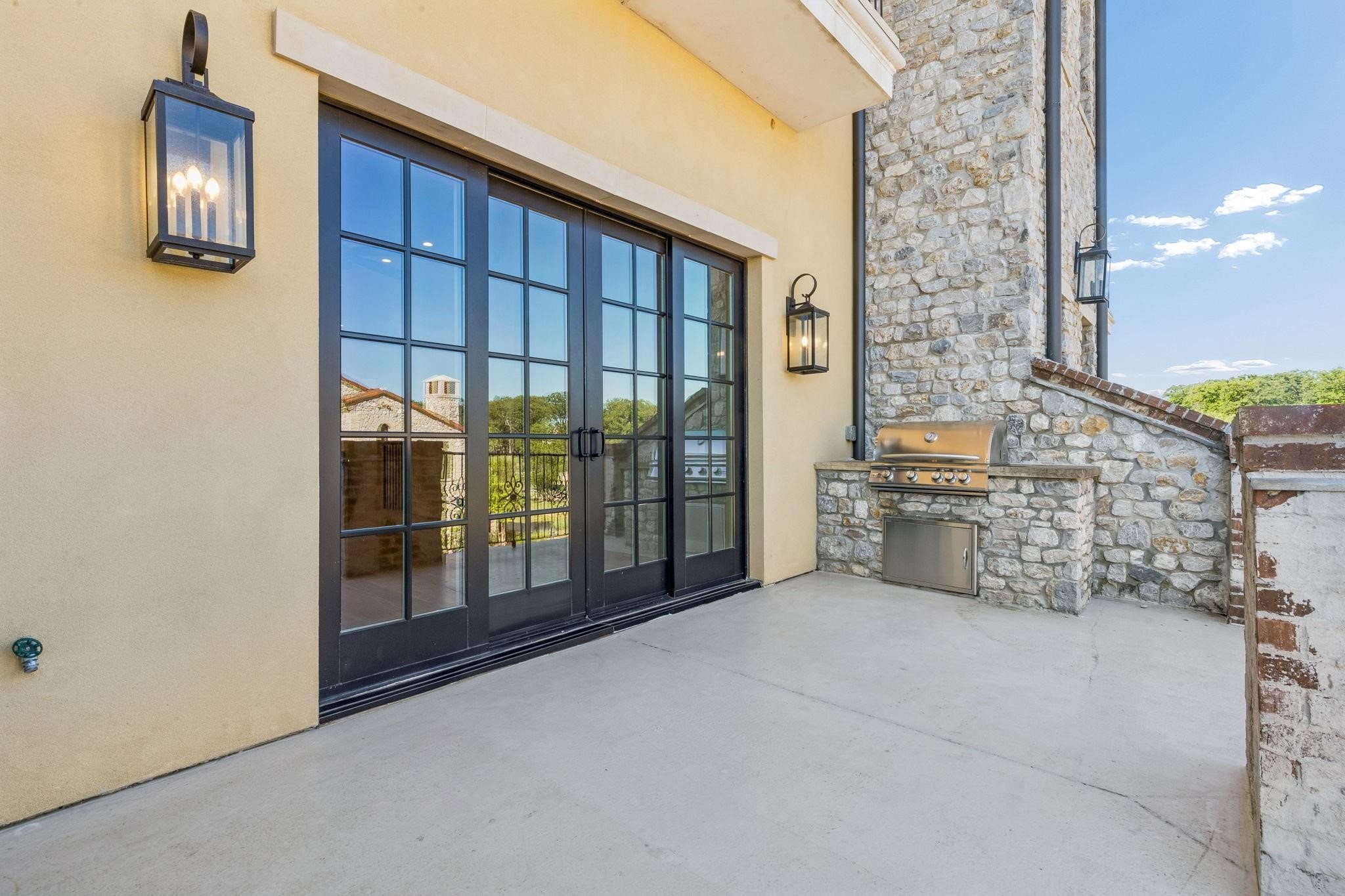 69 Cortes Drive