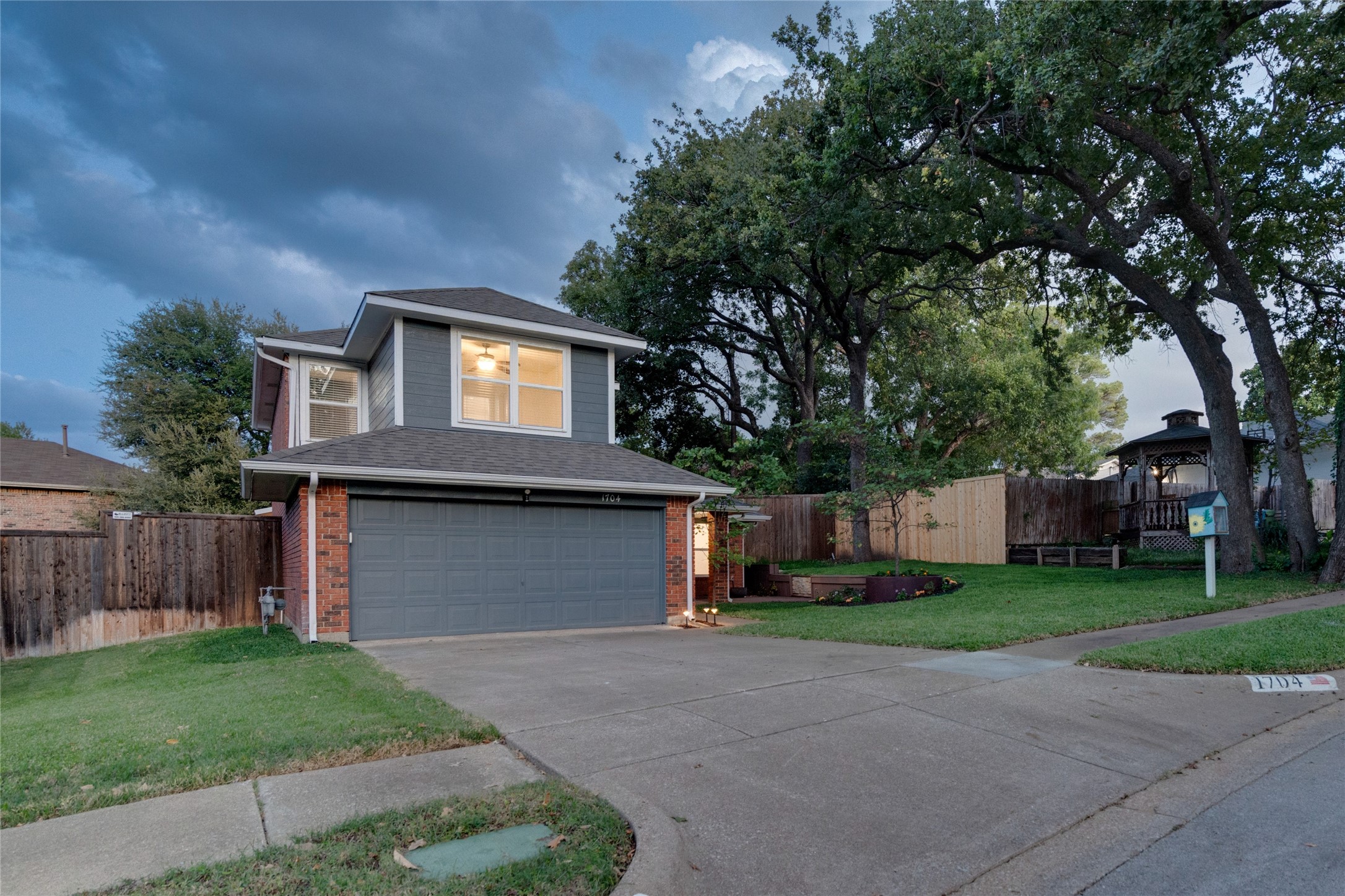 1704 Overlook Drive