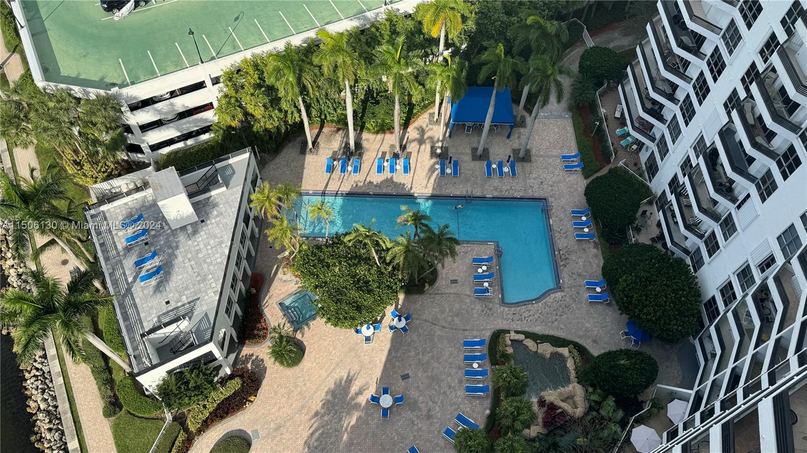 3600 Mystic Pointe Dr Unit: PH1