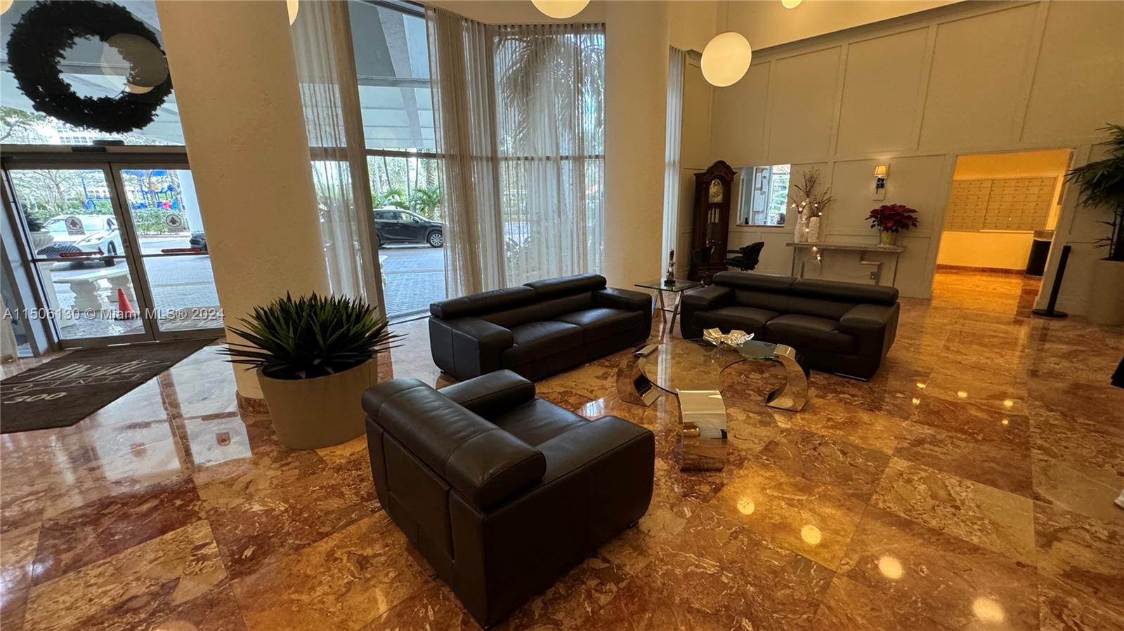 3600 Mystic Pointe Dr Unit: PH1