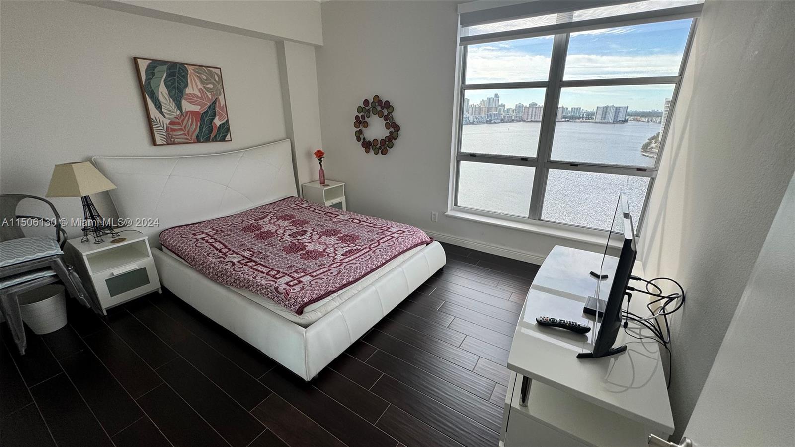 3600 Mystic Pointe Dr Unit: PH1