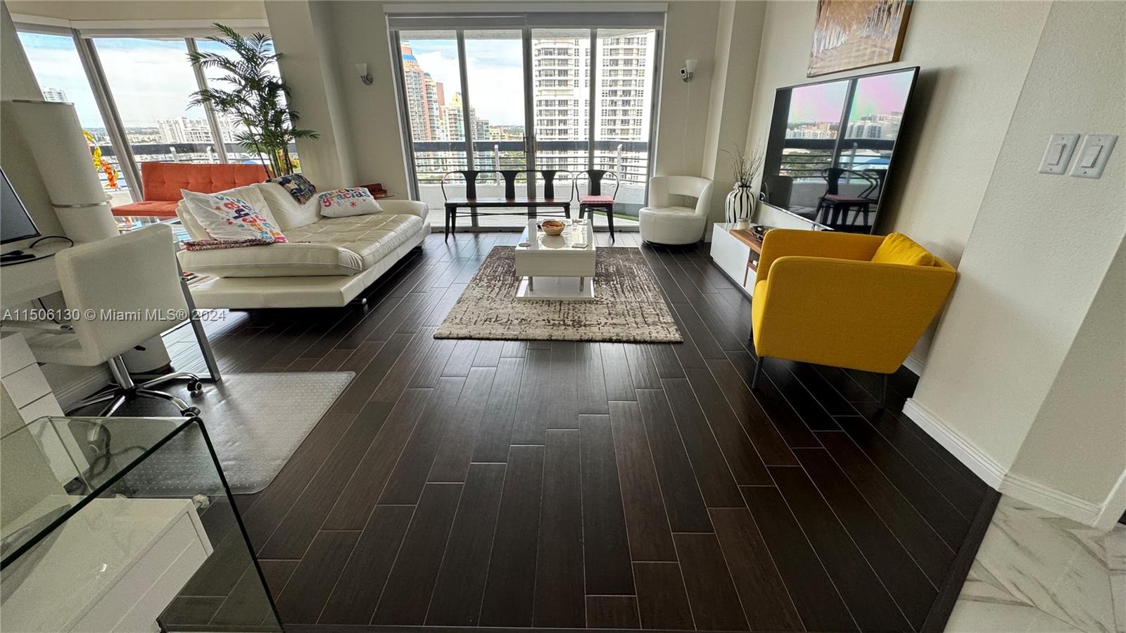 3600 Mystic Pointe Dr Unit: PH1