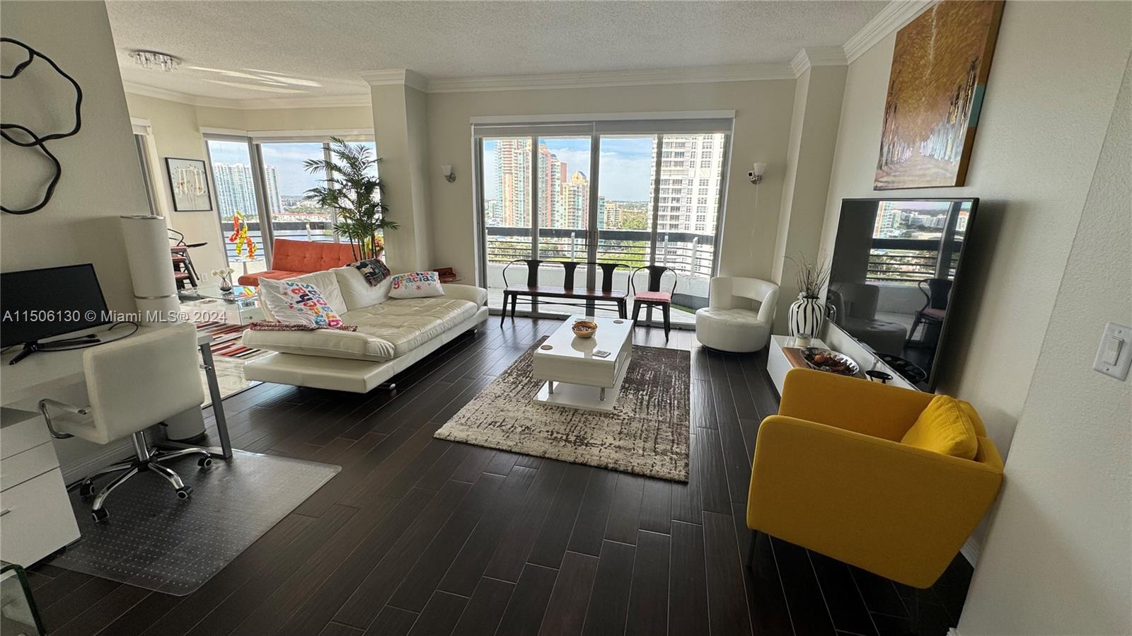 3600 Mystic Pointe Dr Unit: PH1